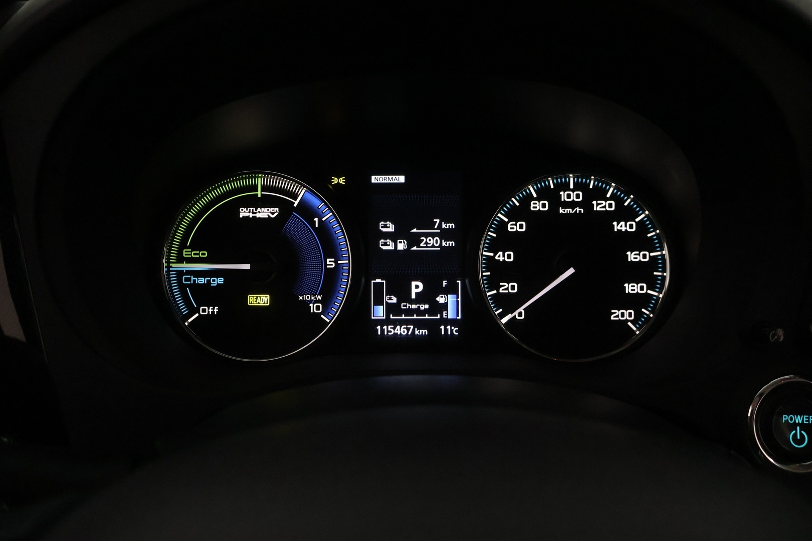 MITSUBISHI OUTLANDER PHEV 2020