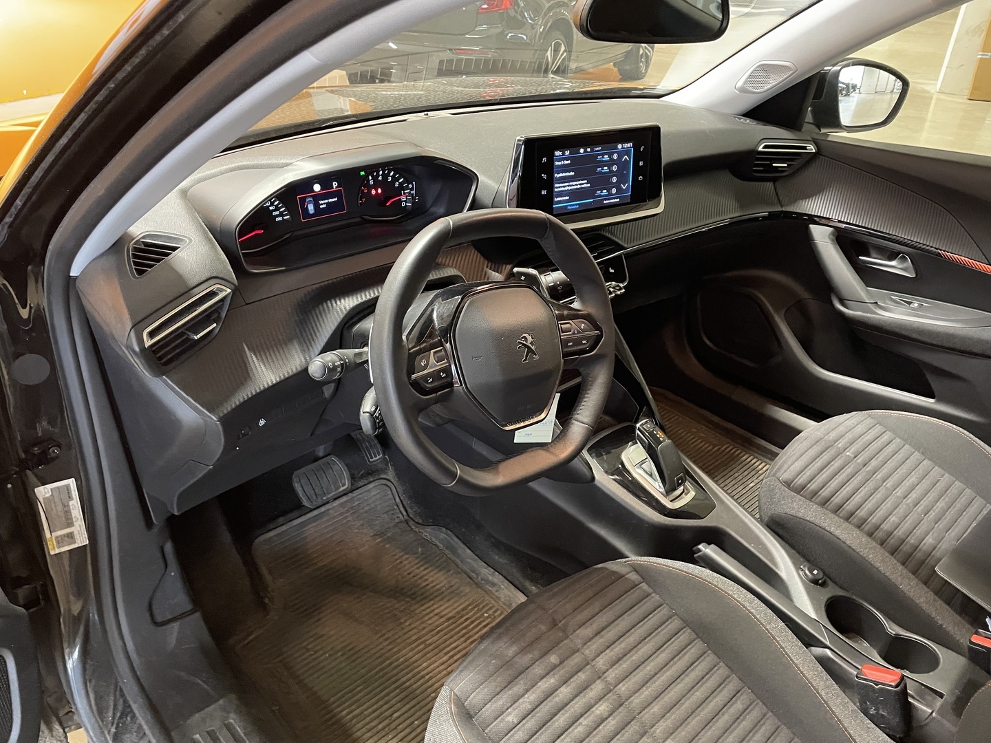PEUGEOT 2008 2021