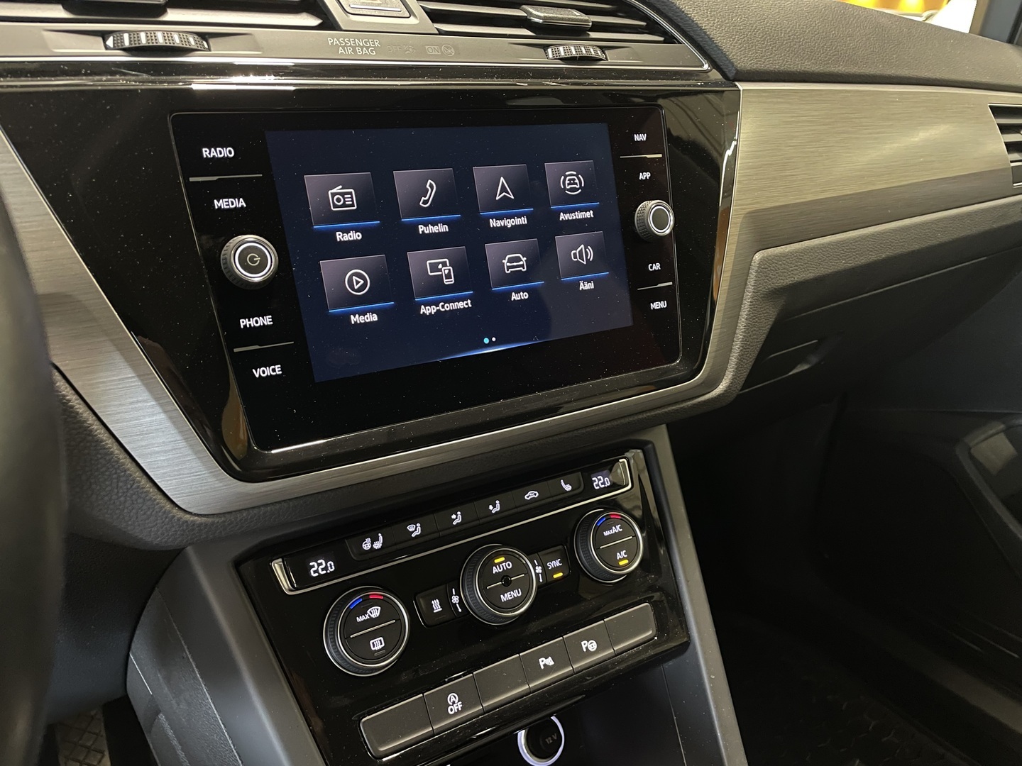 VOLKSWAGEN Touran 2021