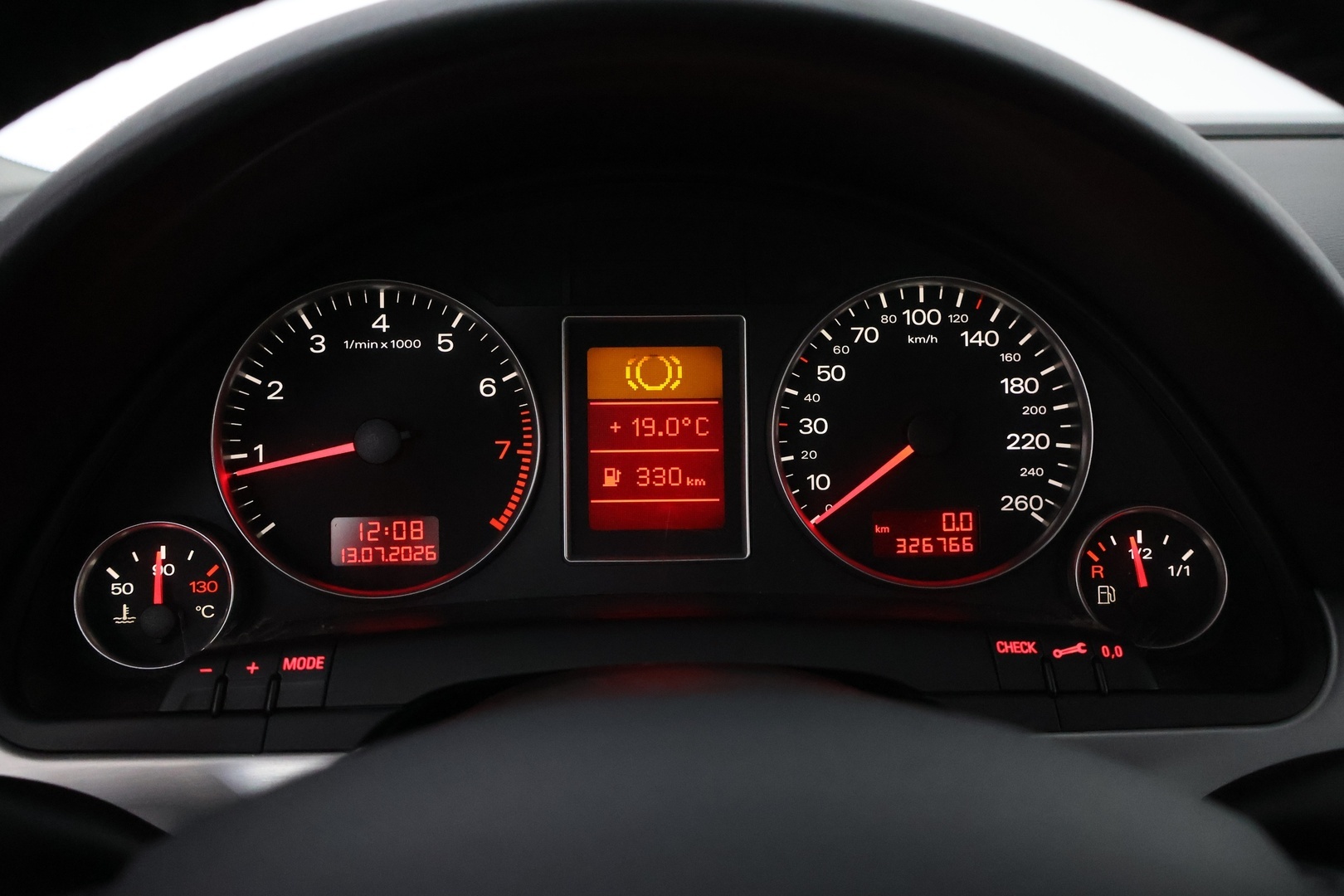AUDI A4 2006