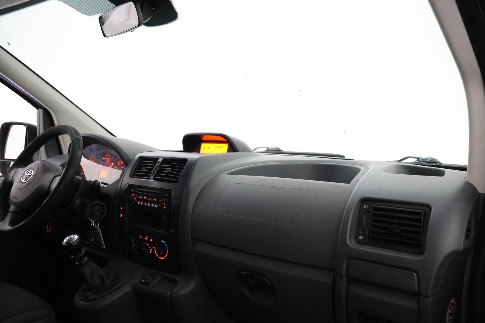 TOYOTA Proace 2014