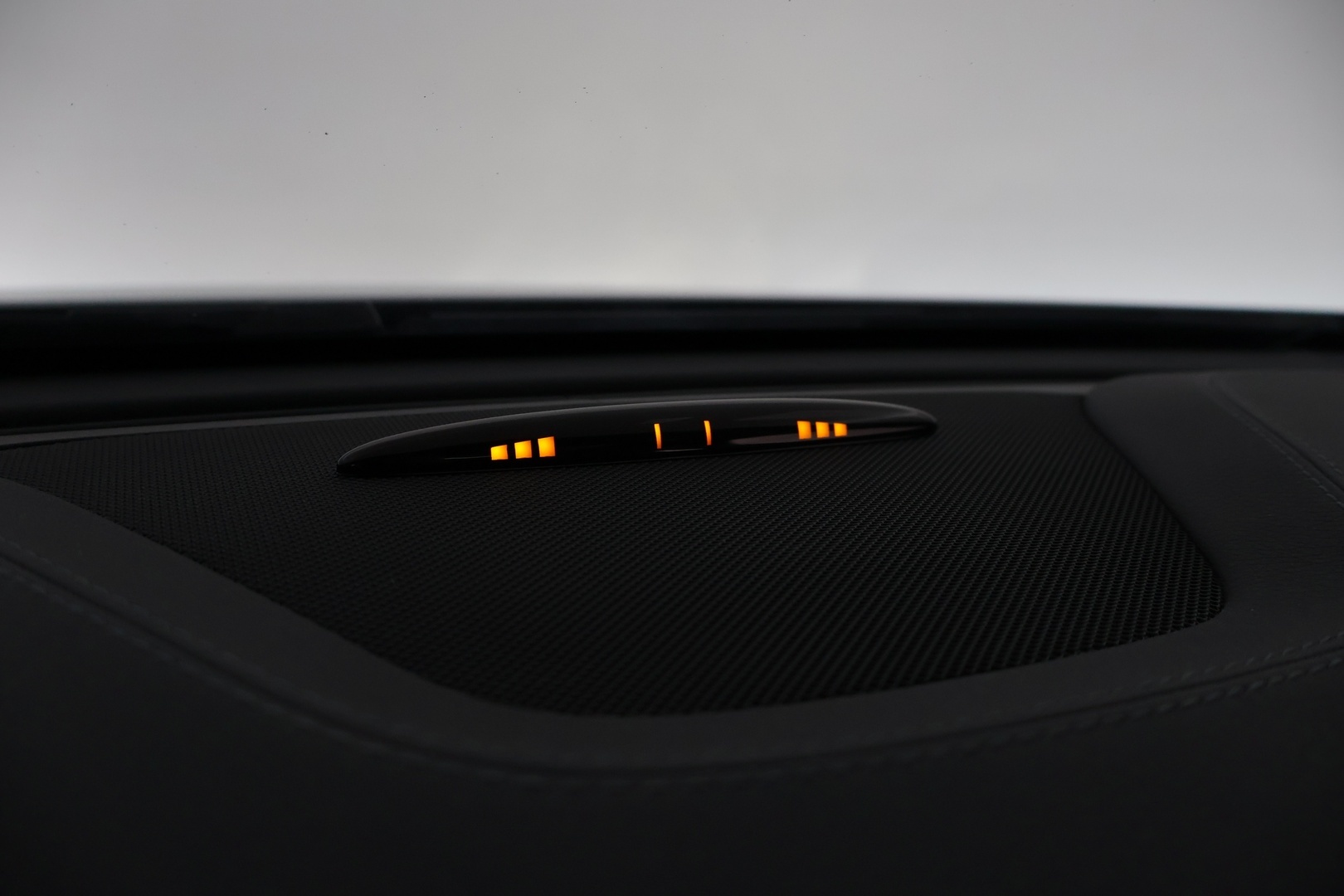 MERCEDES-BENZ A 2016