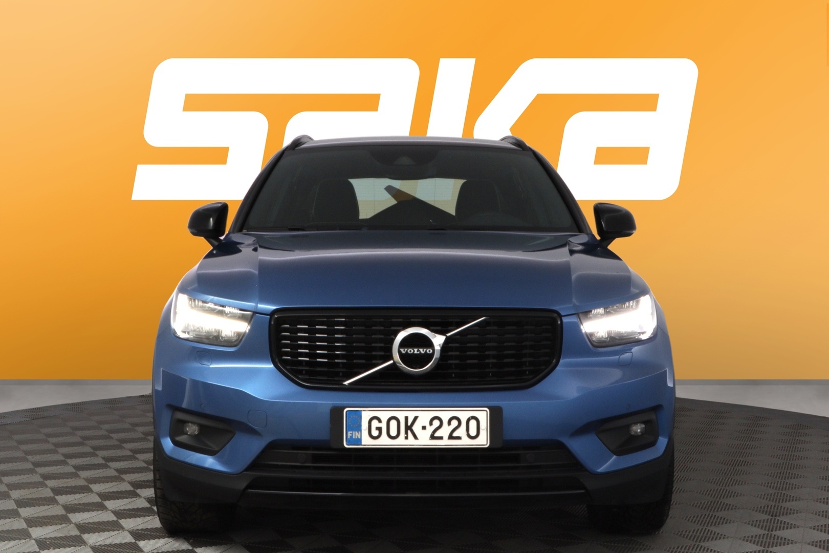 VOLVO XC40 2020