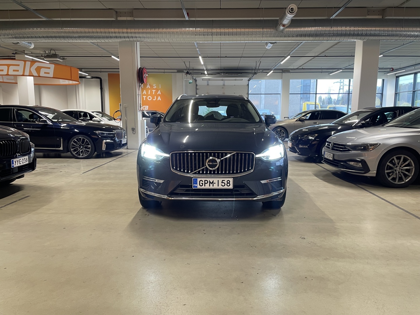 VOLVO XC60 2023