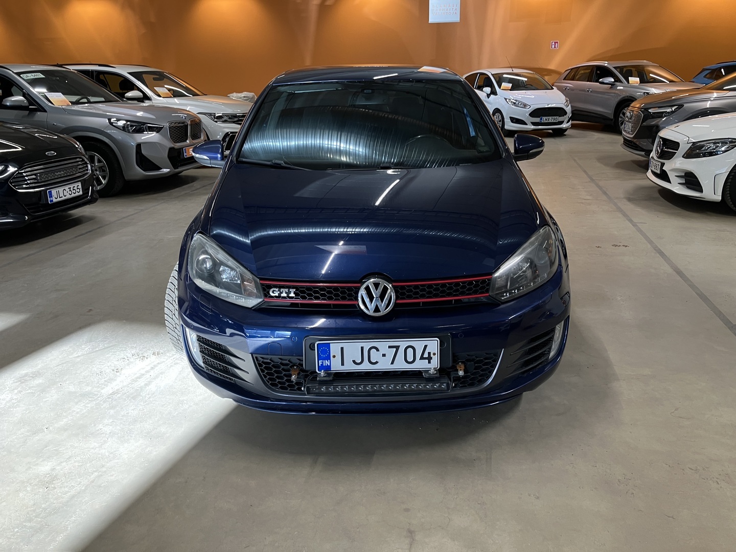 VOLKSWAGEN Golf 2009