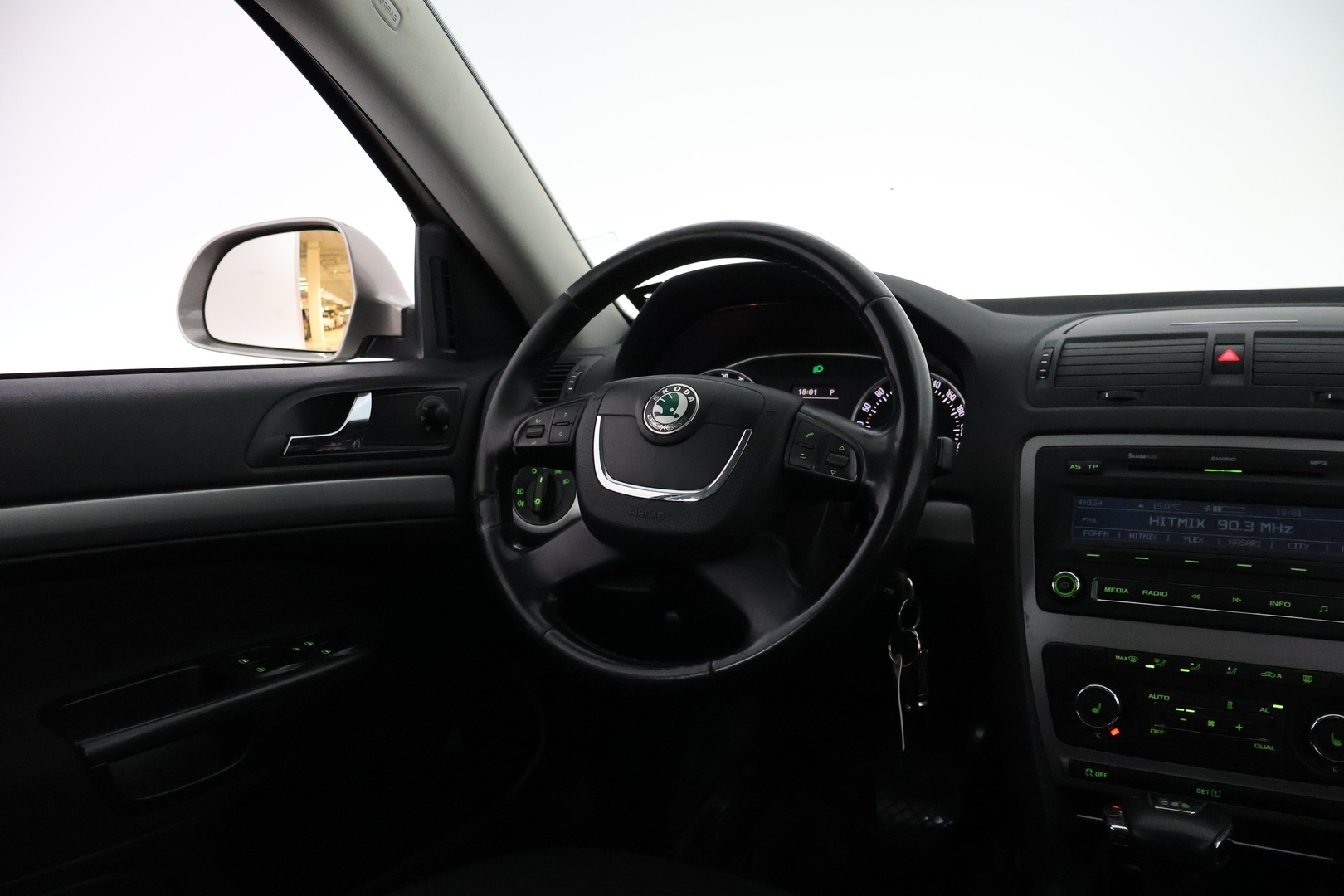 SKODA Octavia 2012