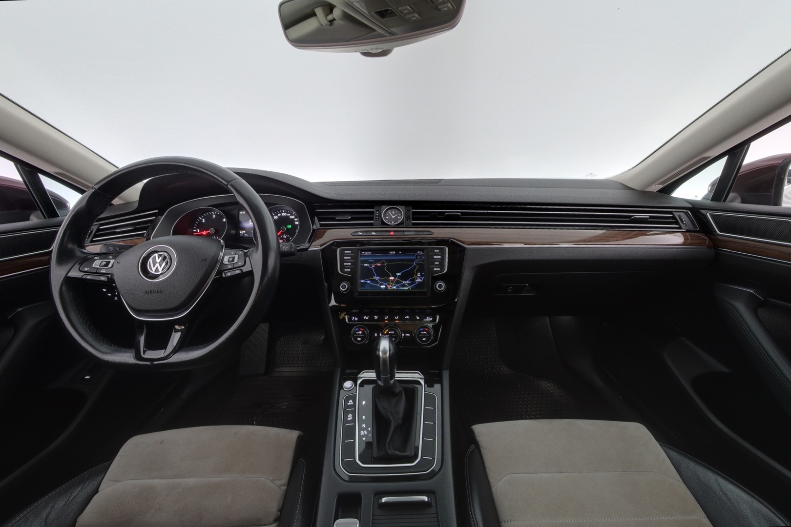 VOLKSWAGEN Passat 2015