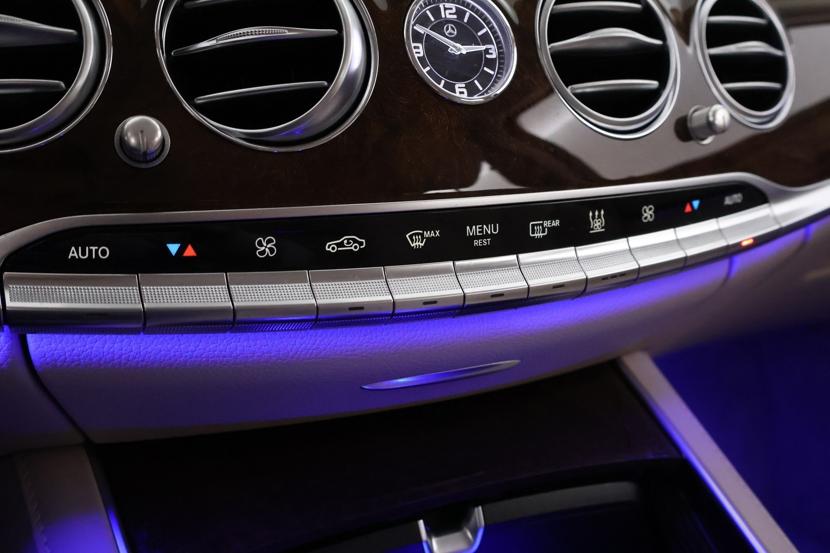 MERCEDES-BENZ S 2015