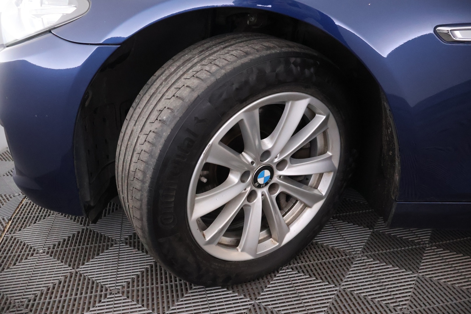 BMW 530 2016