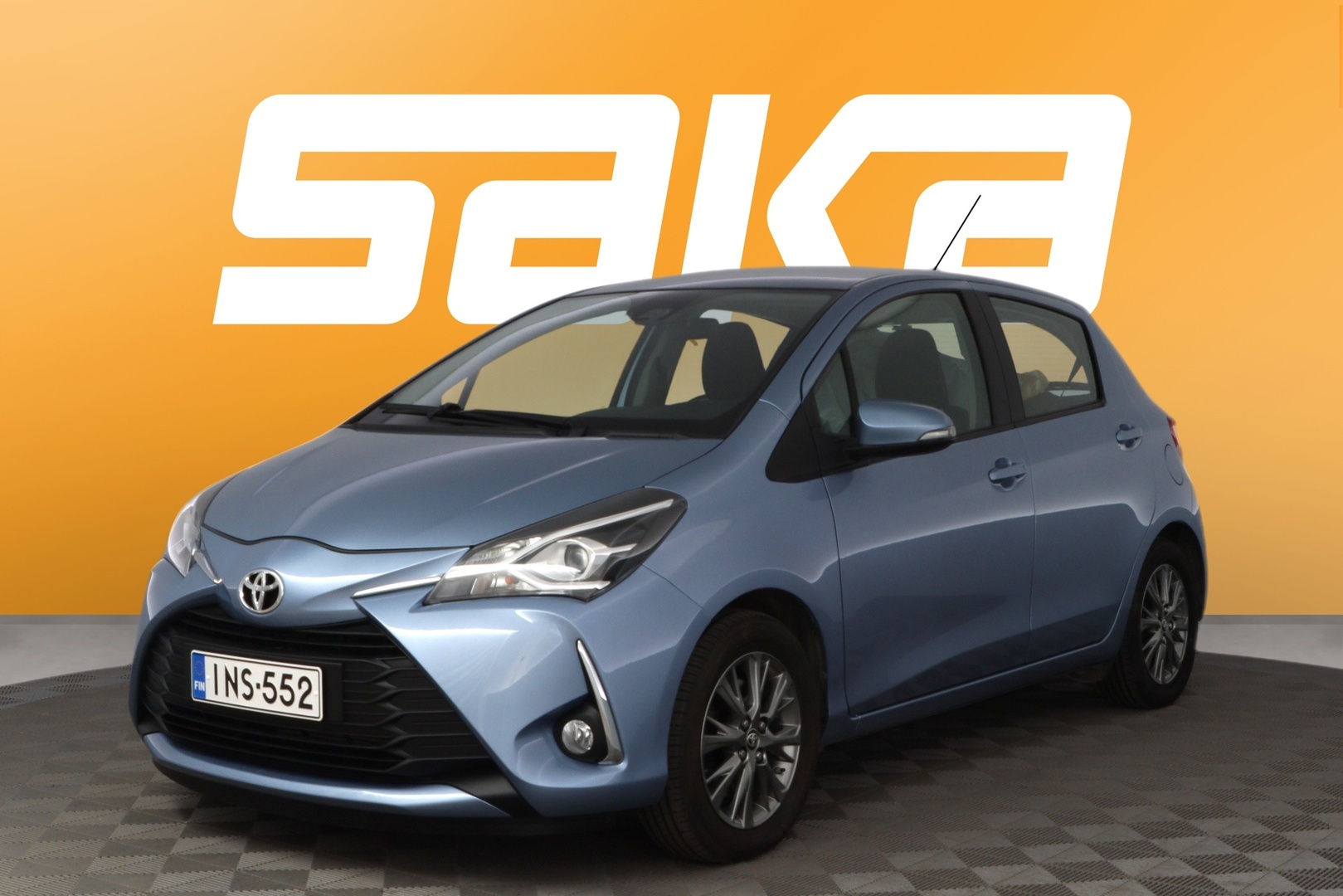 TOYOTA Yaris 2017