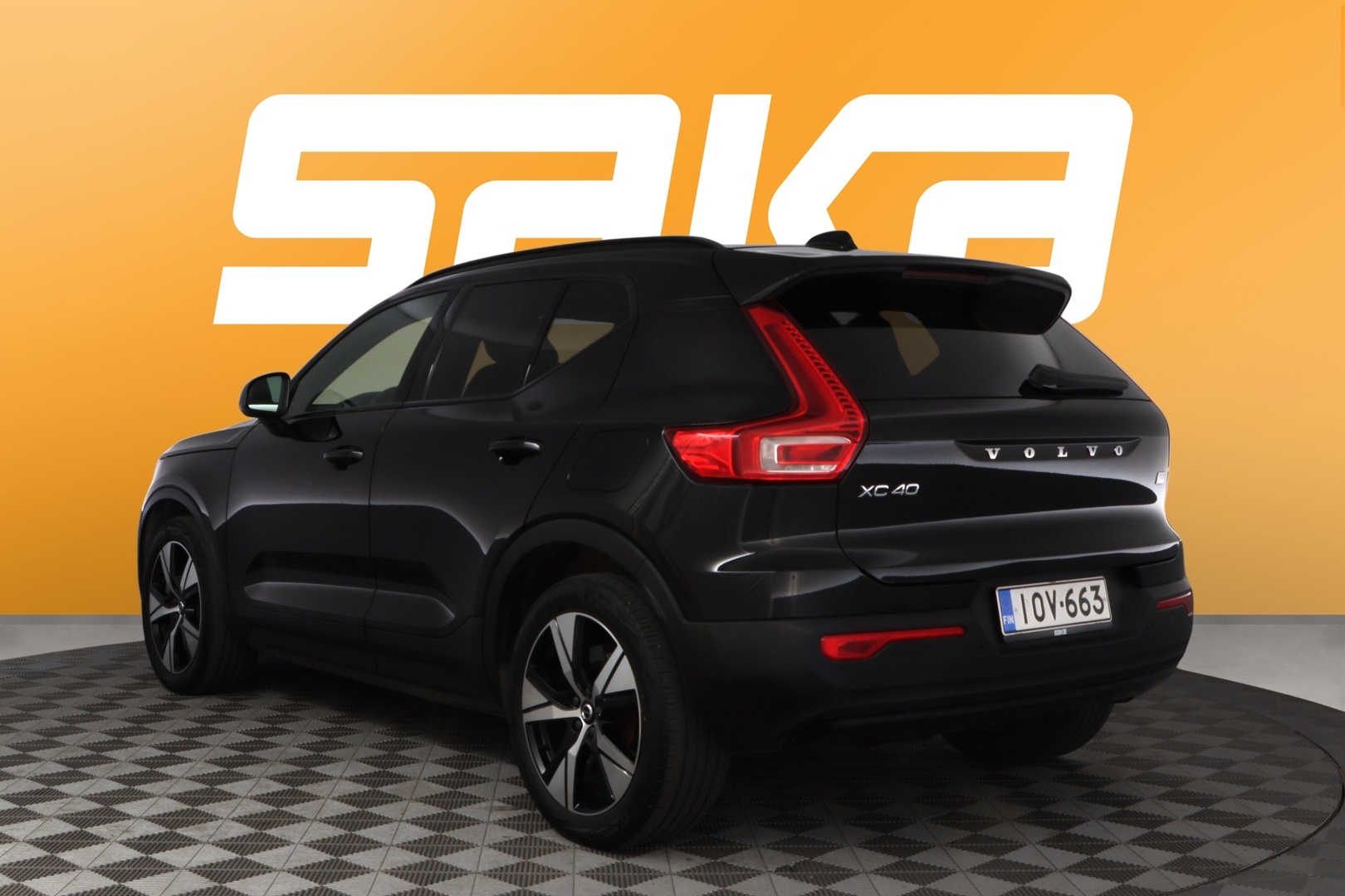 VOLVO XC40 2022
