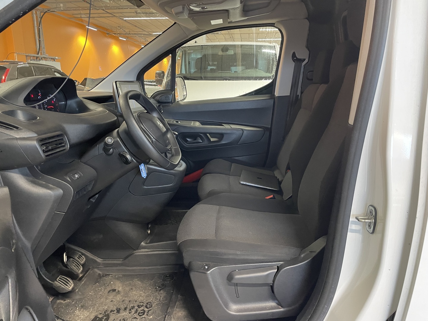 PEUGEOT Partner 2022