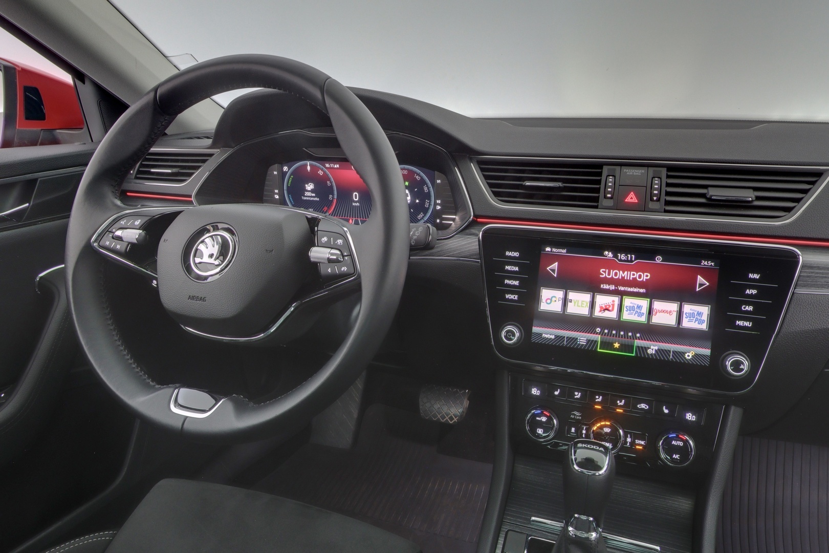 SKODA Superb 2023