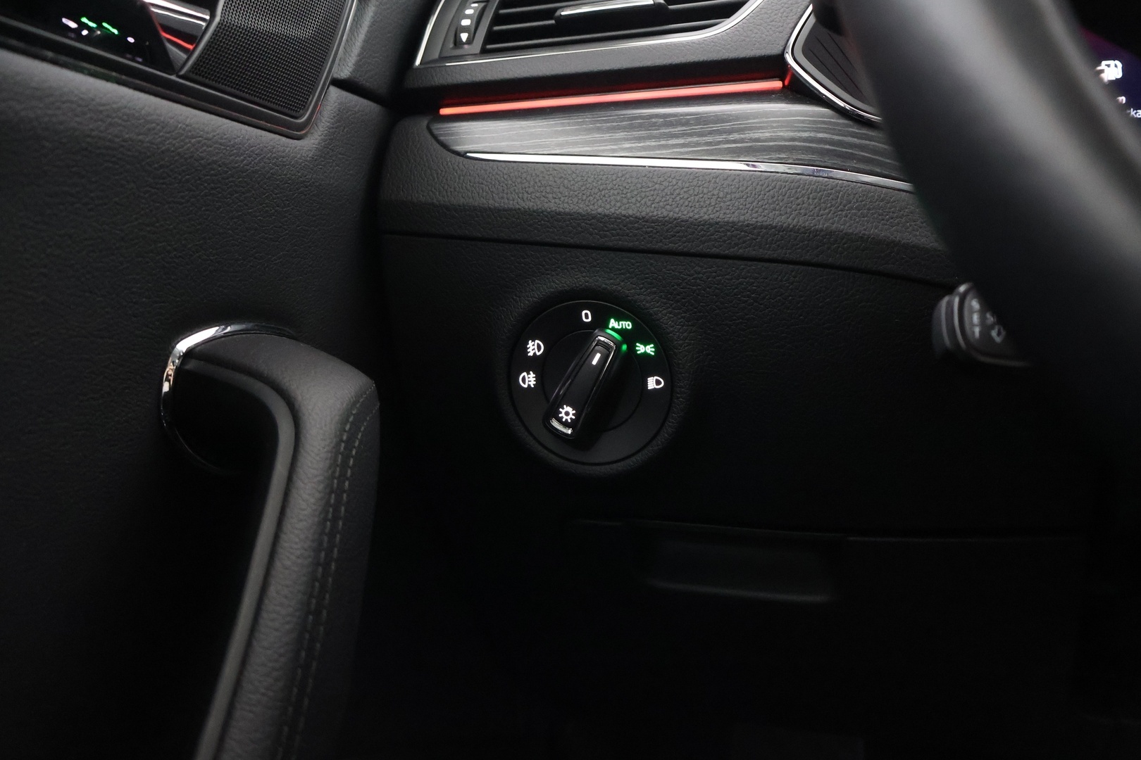 SKODA Superb 2023
