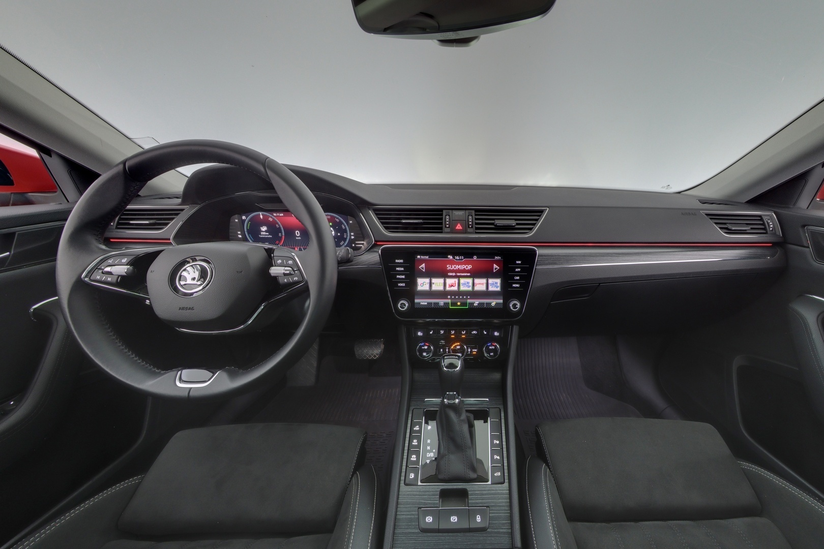 SKODA Superb 2023