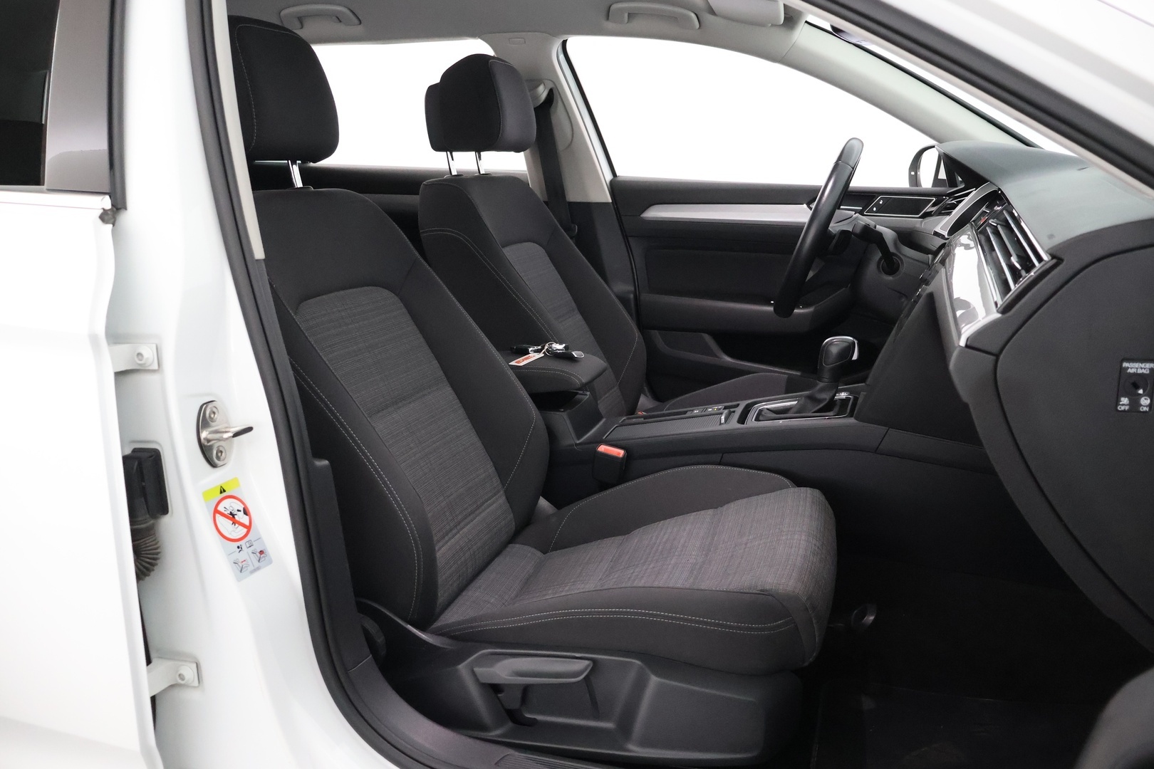 VOLKSWAGEN Passat 2021