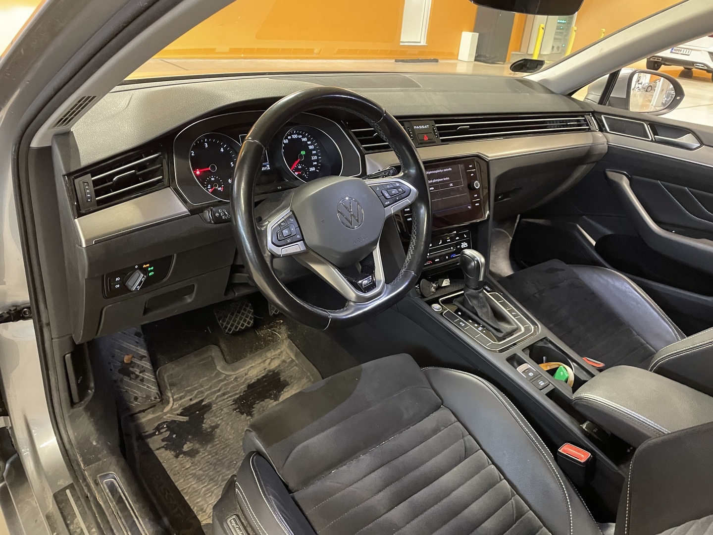 VOLKSWAGEN Passat 2021