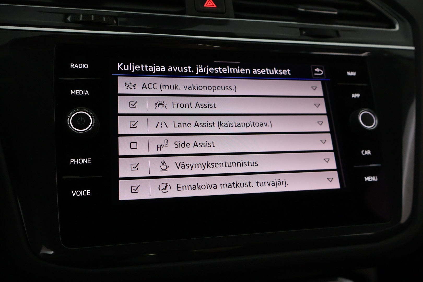 VOLKSWAGEN Tiguan 2021