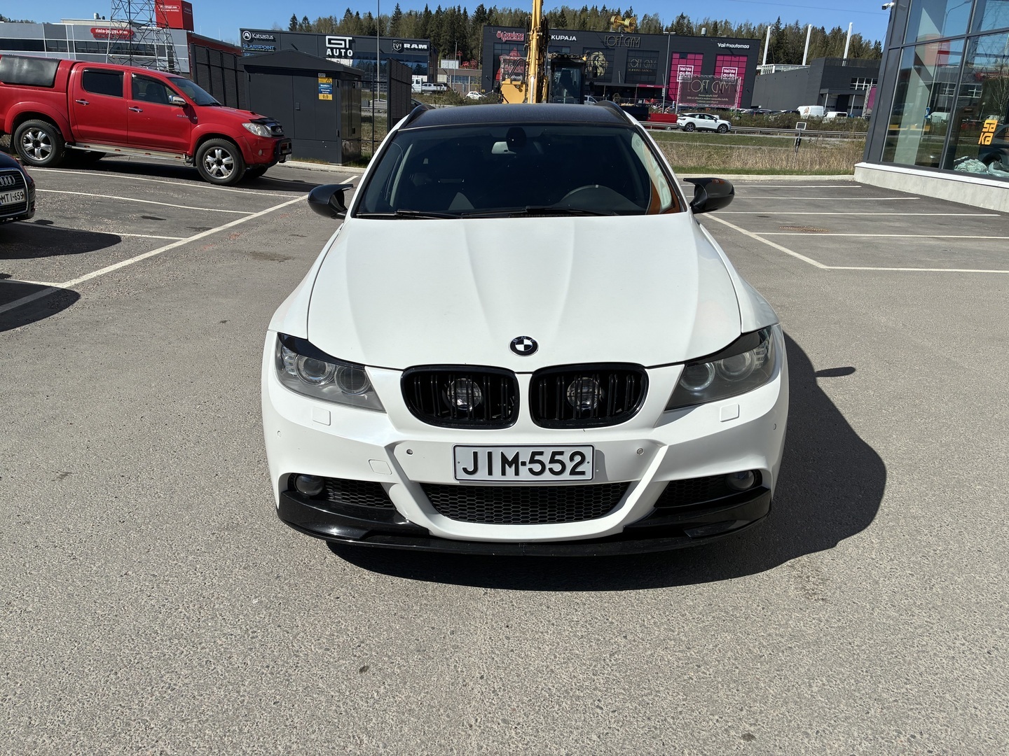 BMW 320 2011