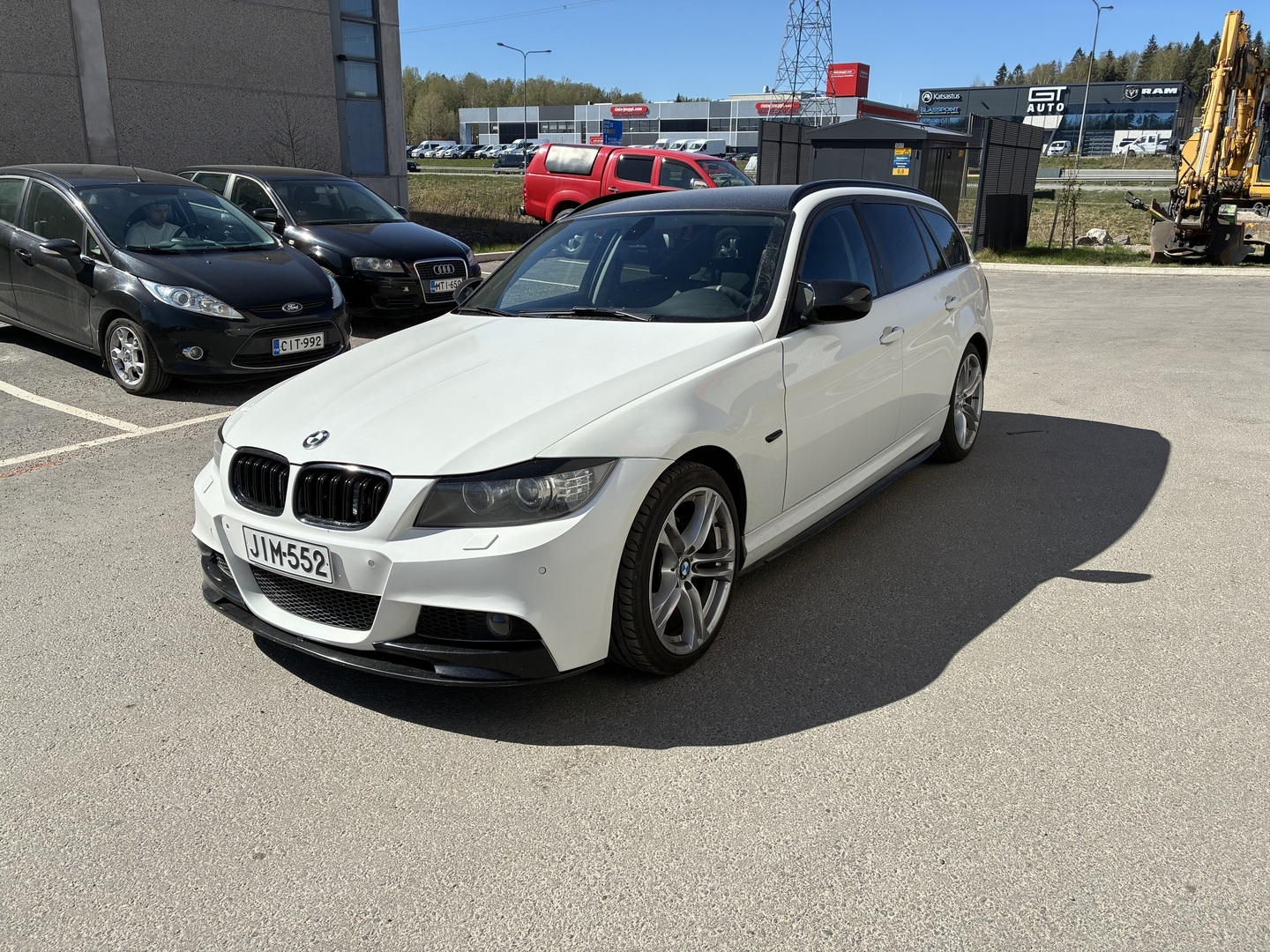 BMW 320 2011