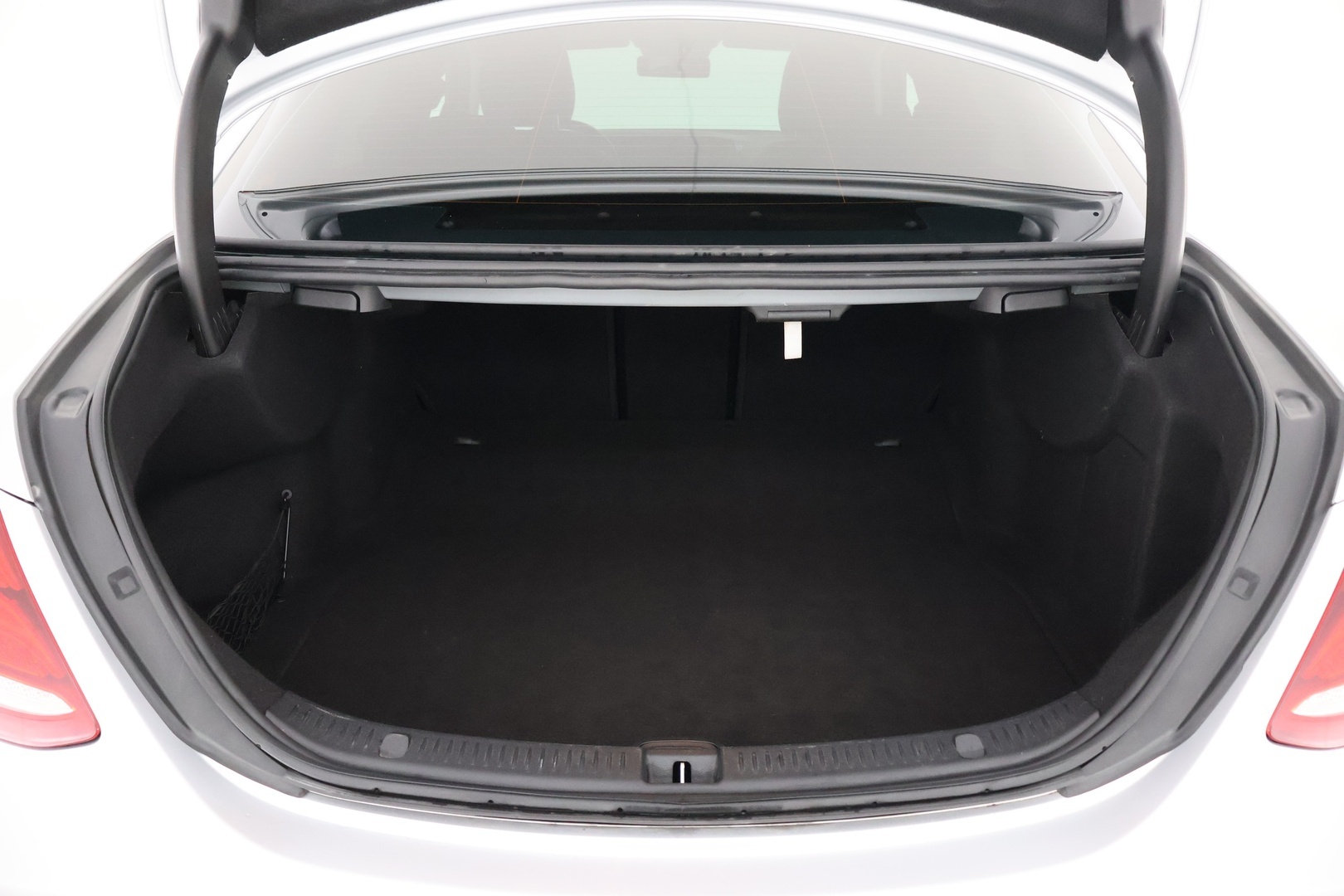 MERCEDES-BENZ E 2019