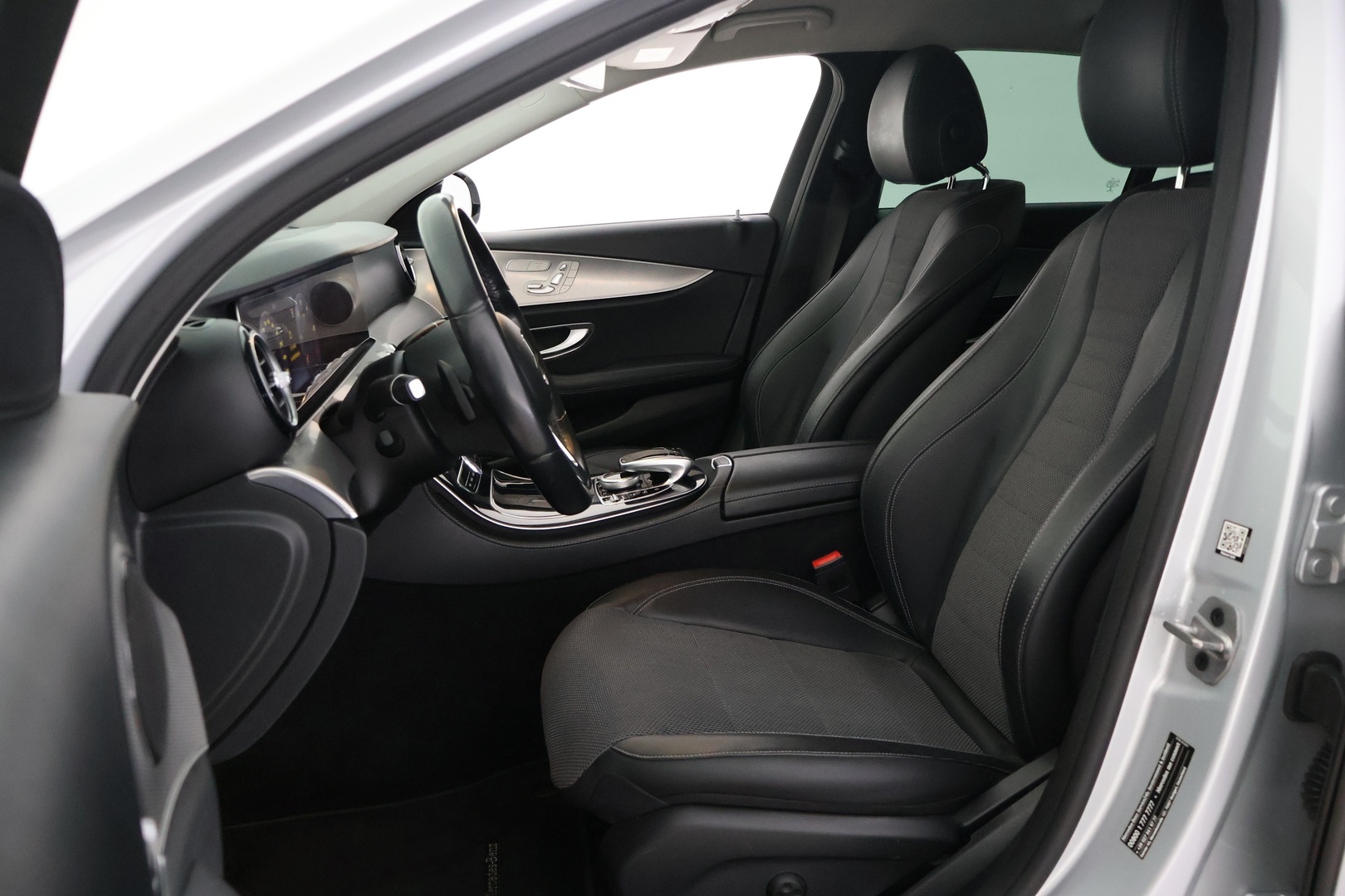 MERCEDES-BENZ E 2019