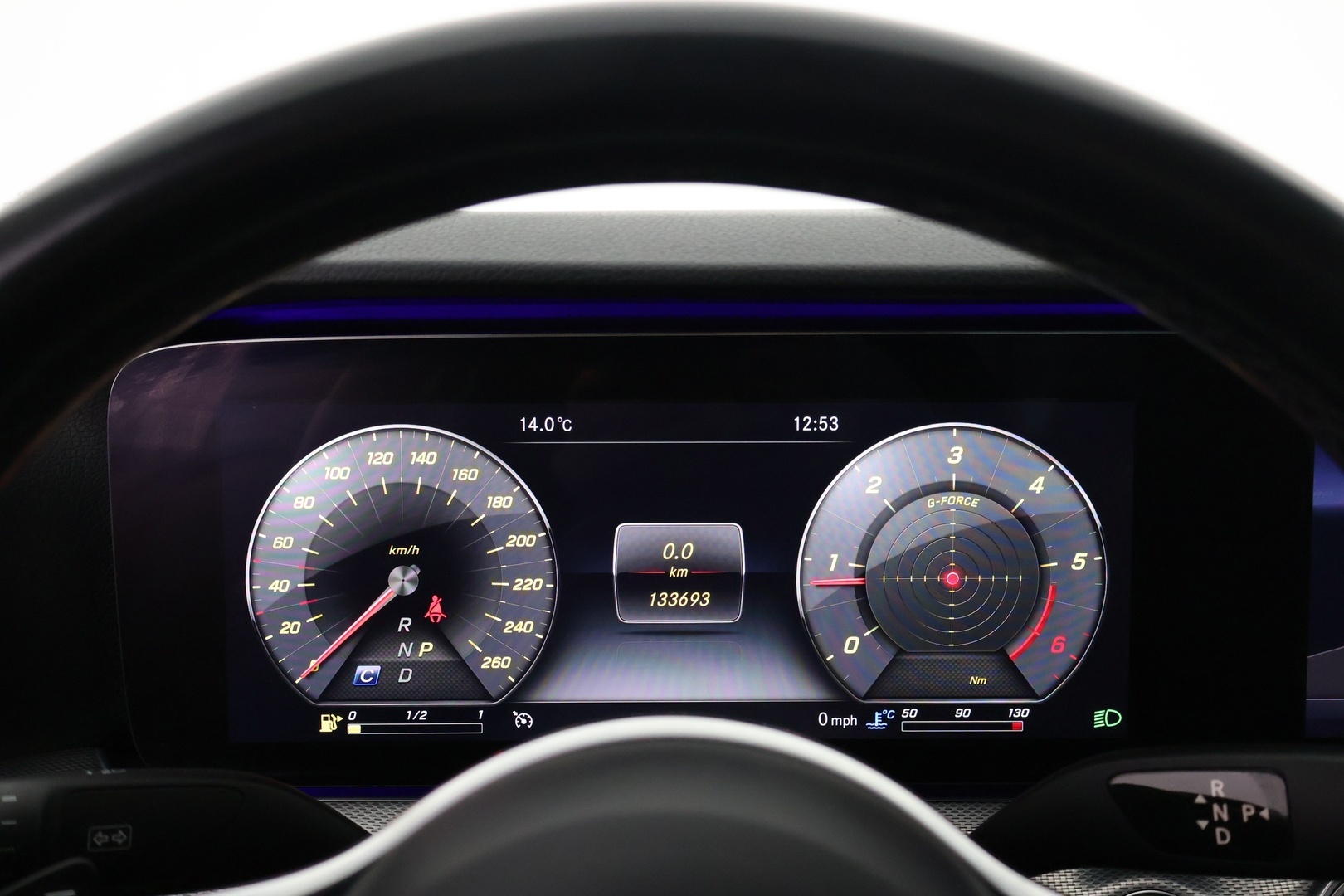 MERCEDES-BENZ E 2019