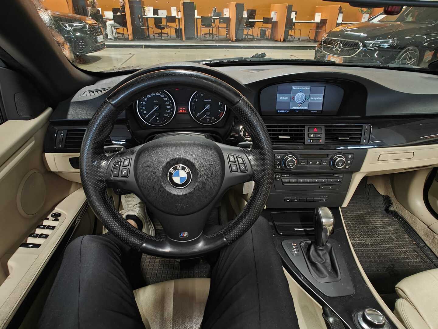 BMW 320 2008