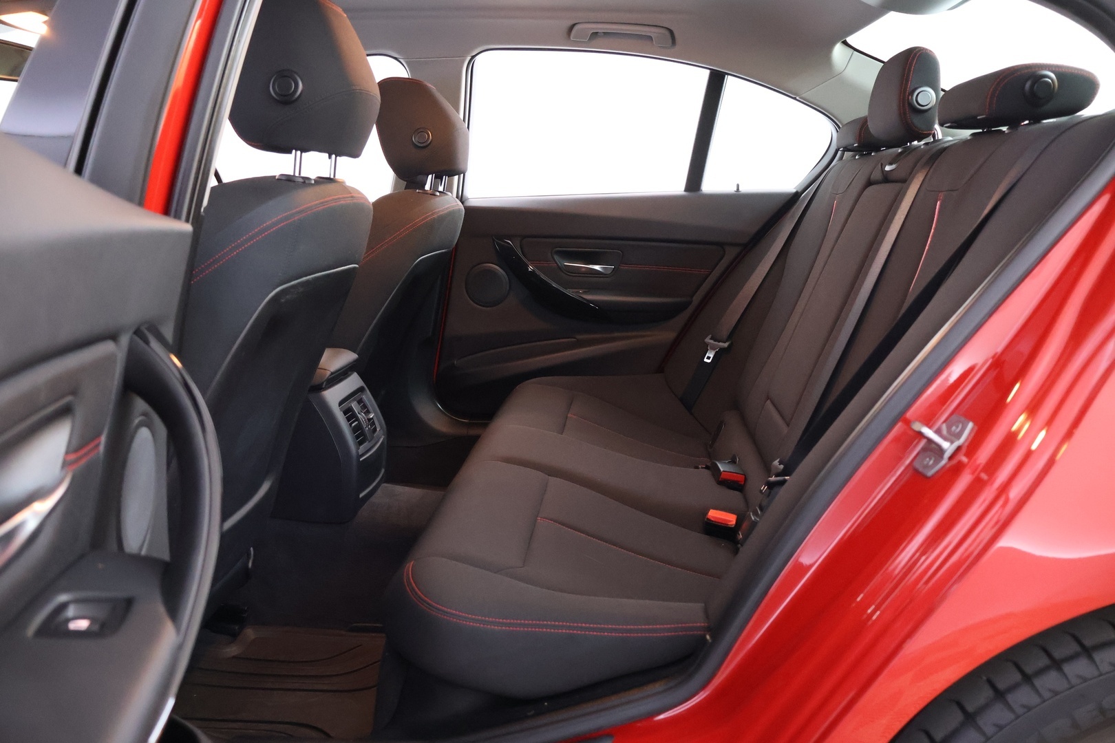 BMW 320 2015