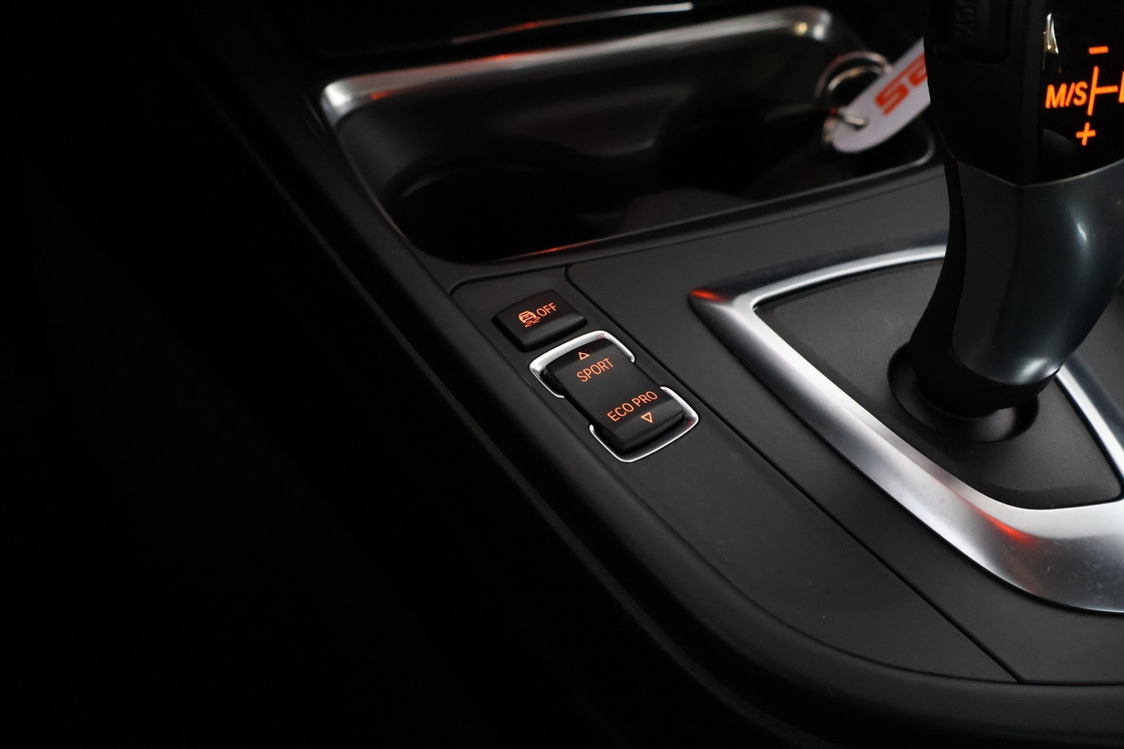 BMW 320 2015