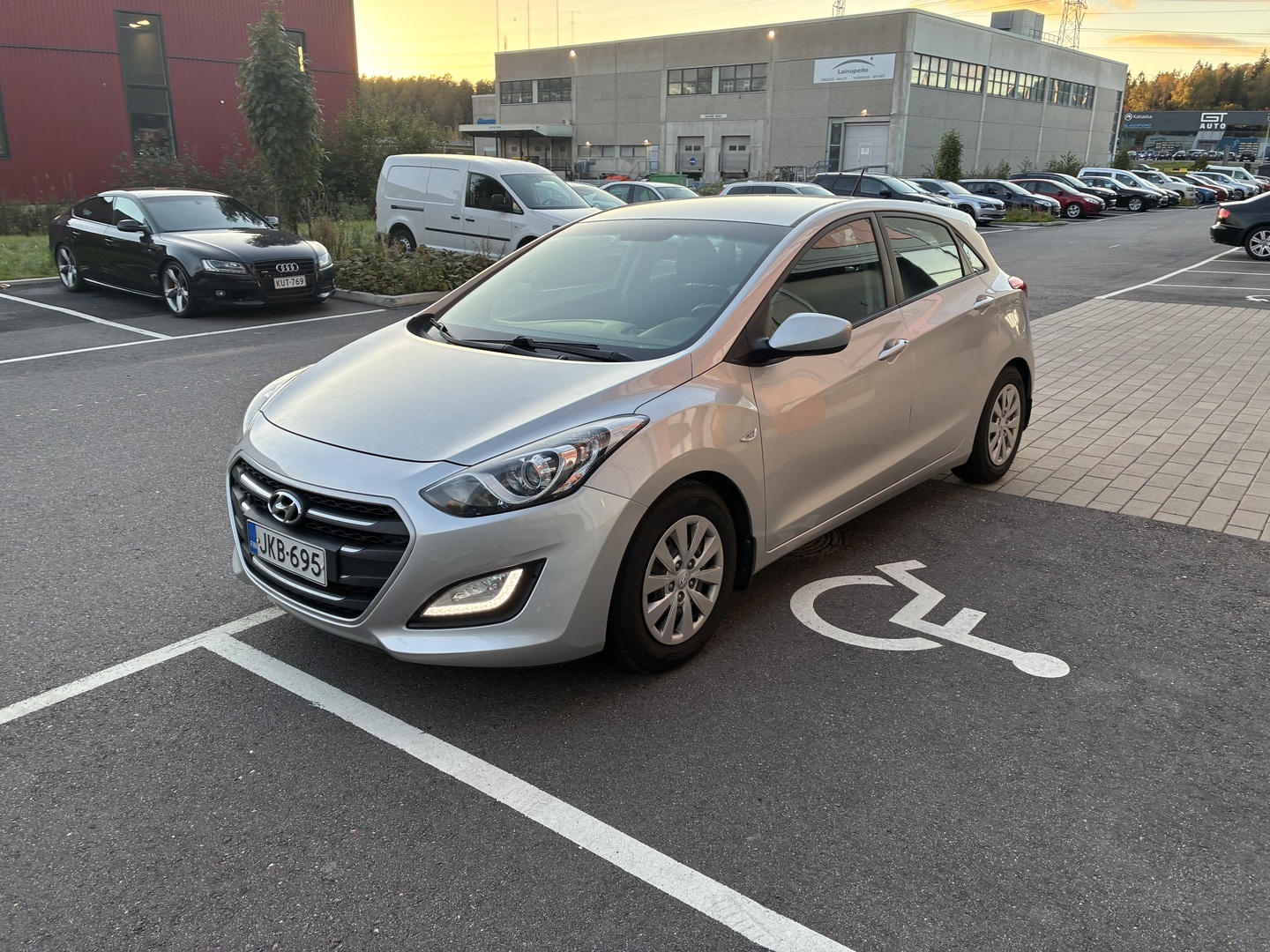 HYUNDAI i30 5d 2016
