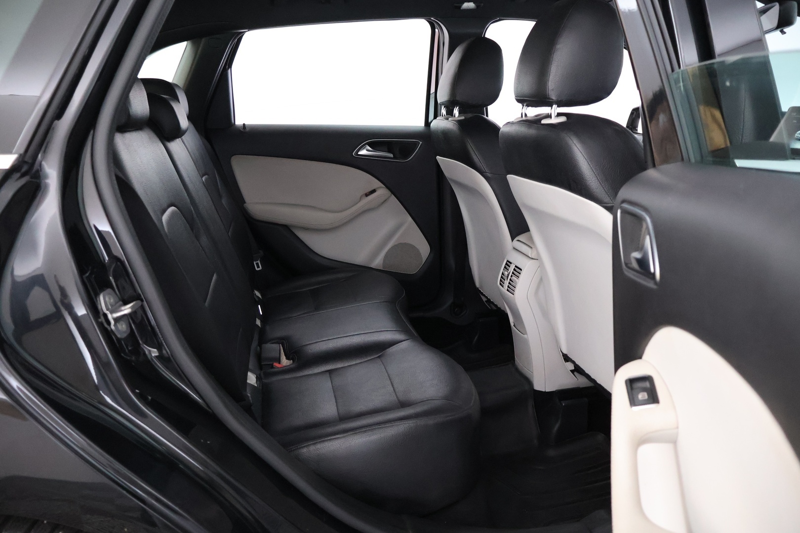 MERCEDES-BENZ B 2018