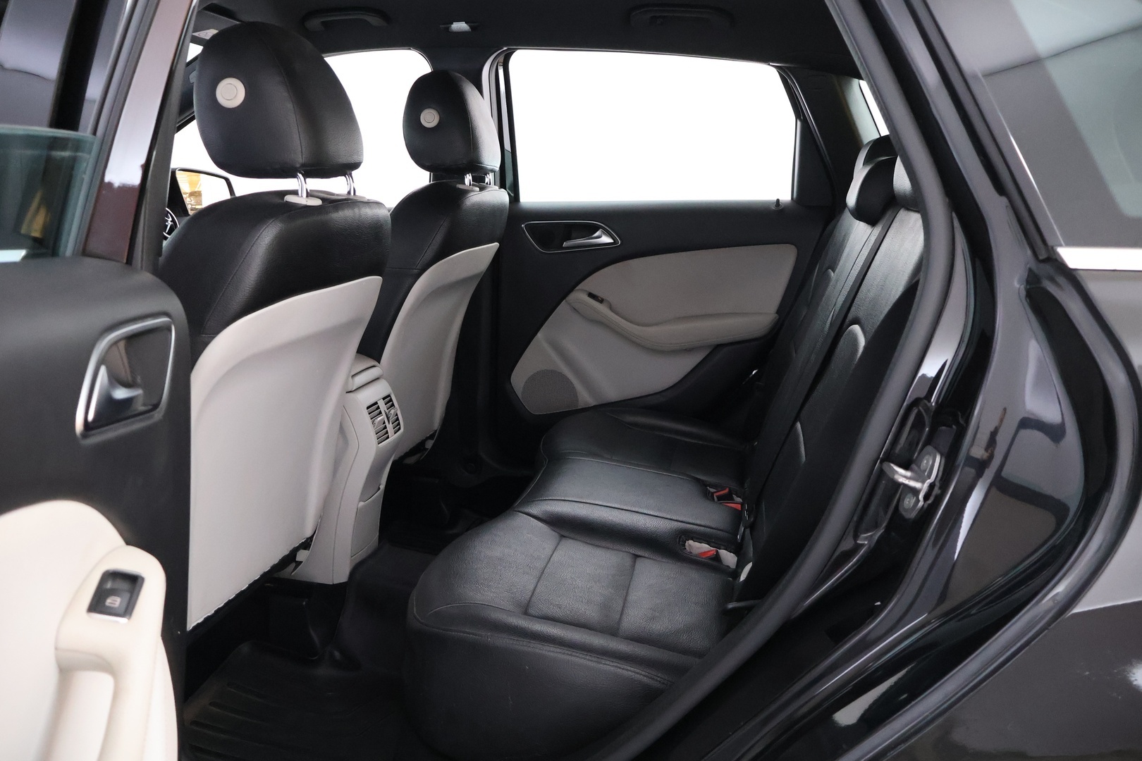 MERCEDES-BENZ B 2018