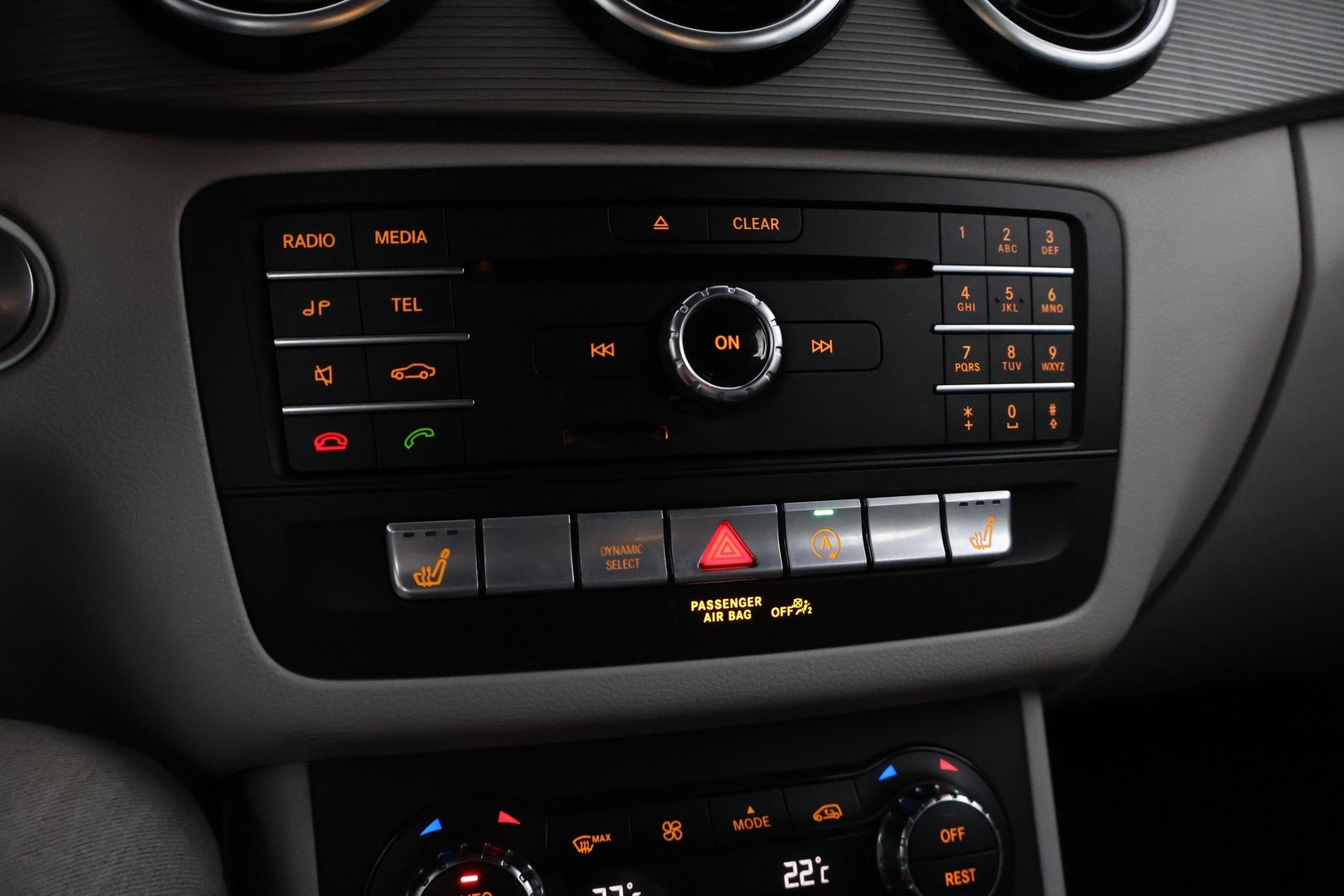 MERCEDES-BENZ B 2018