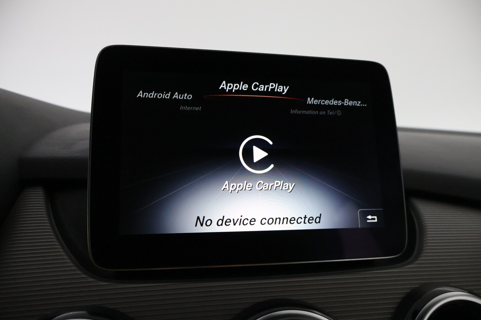 MERCEDES-BENZ B 2018