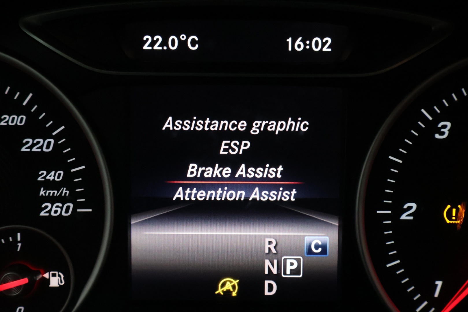 MERCEDES-BENZ B 2018