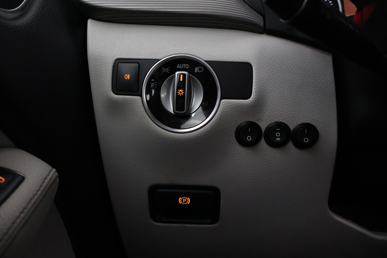 MERCEDES-BENZ B 2018