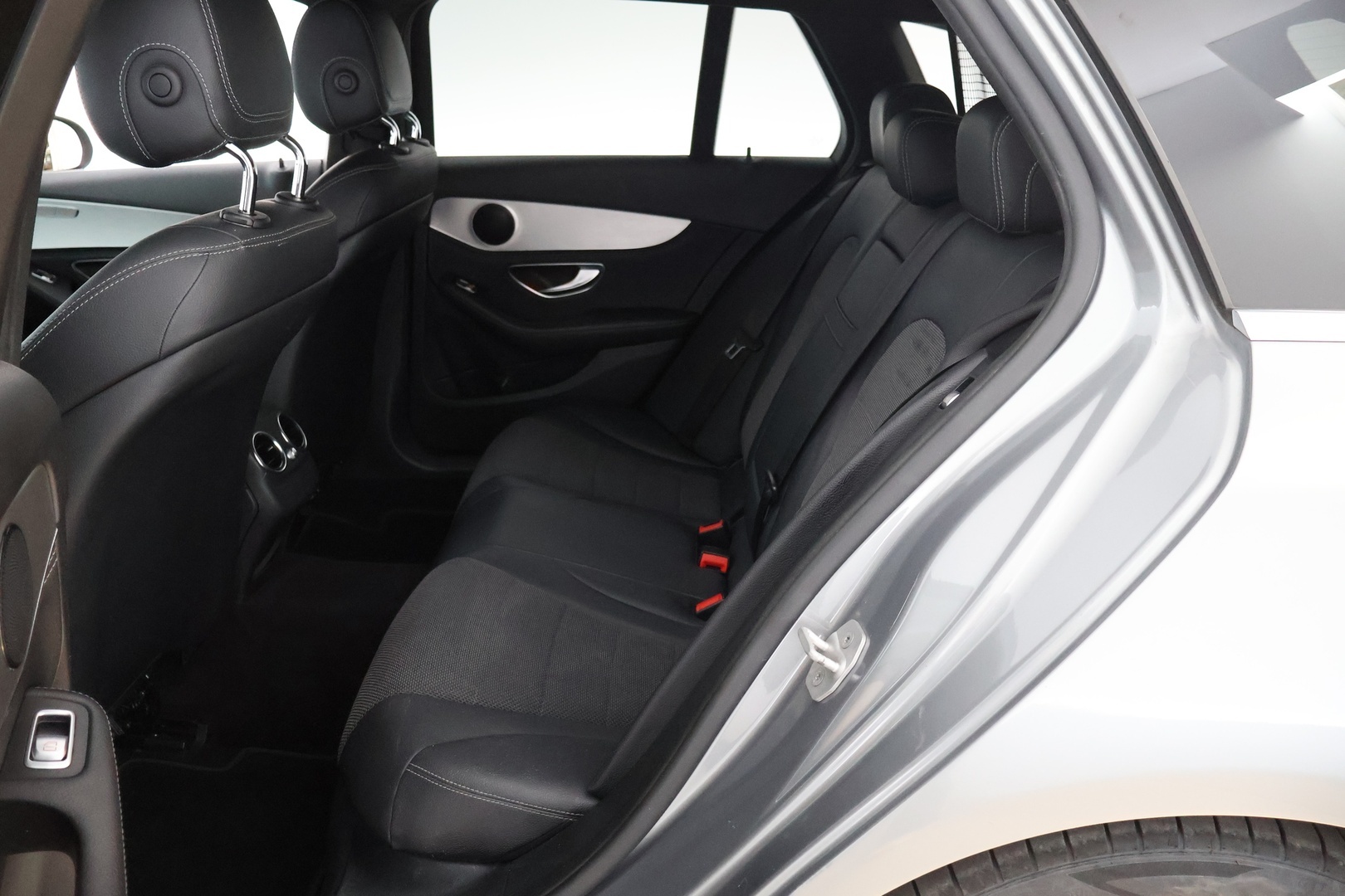 MERCEDES-BENZ C 2016