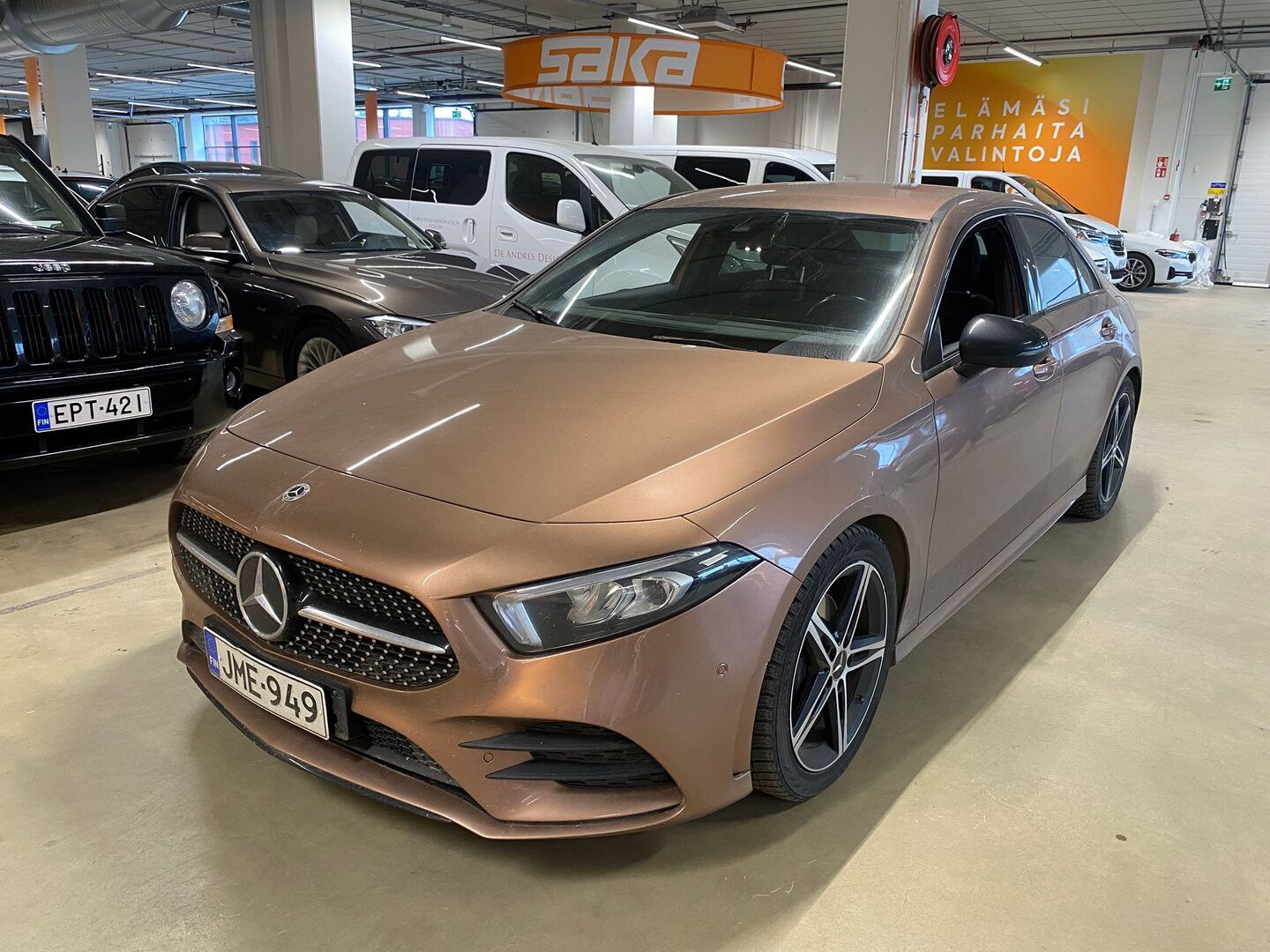 MERCEDES-BENZ A 2021