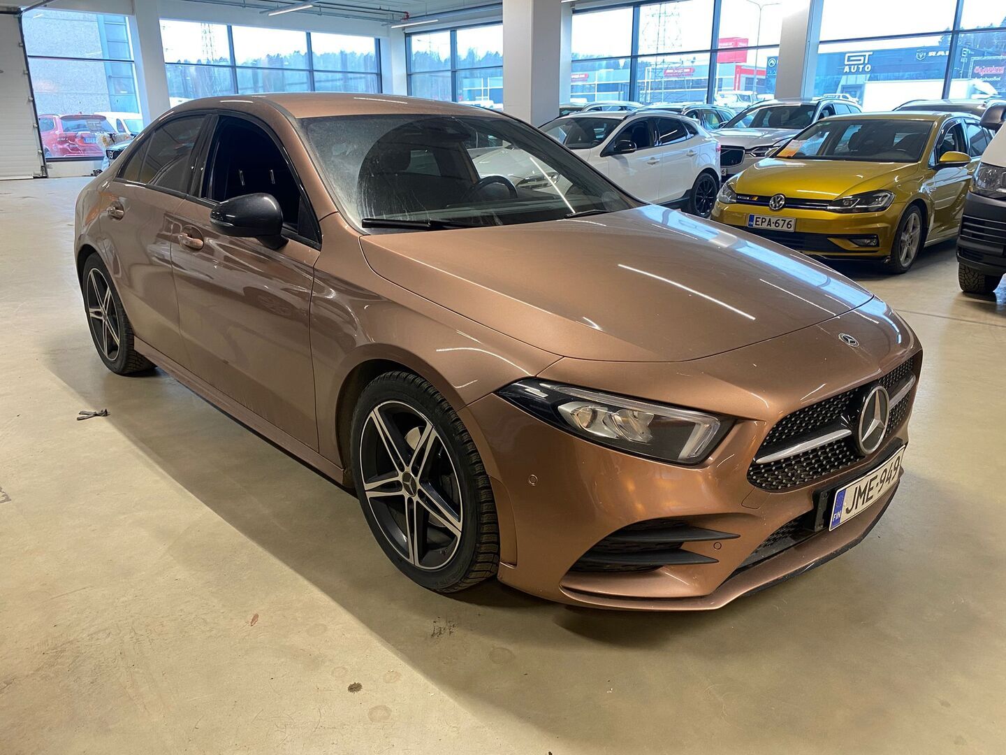 MERCEDES-BENZ A 2021