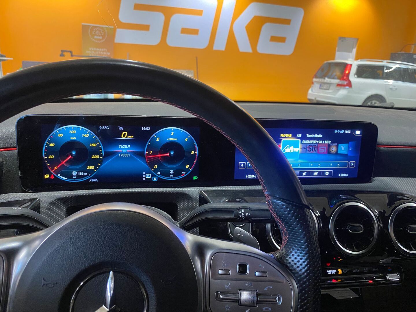 MERCEDES-BENZ A 2021