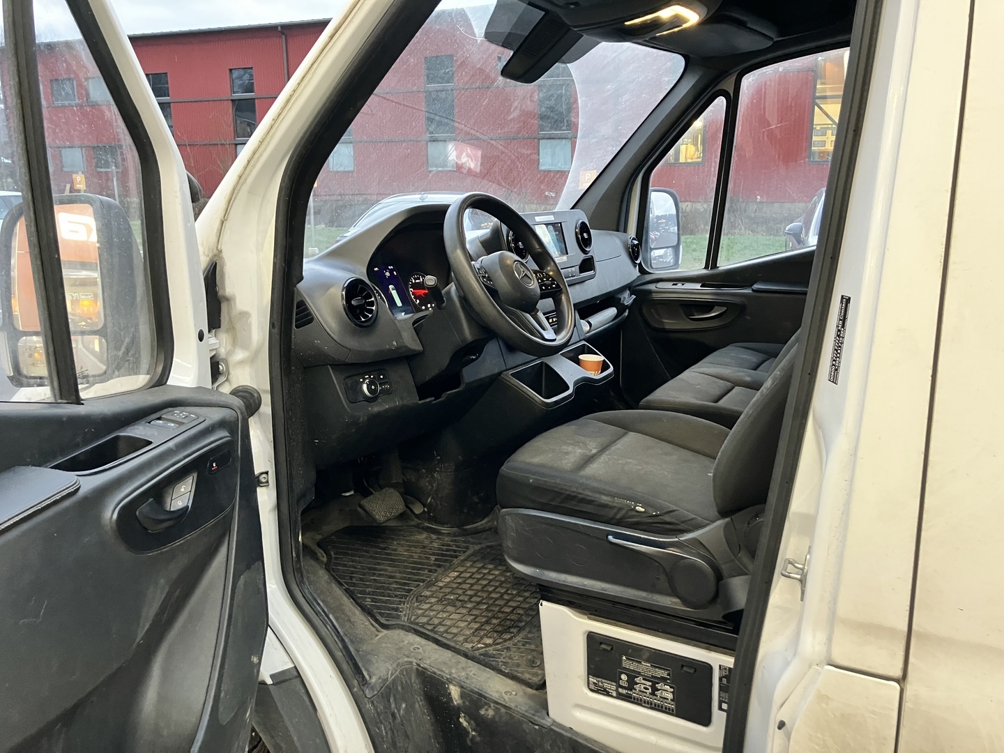 MERCEDES-BENZ Sprinter 2022