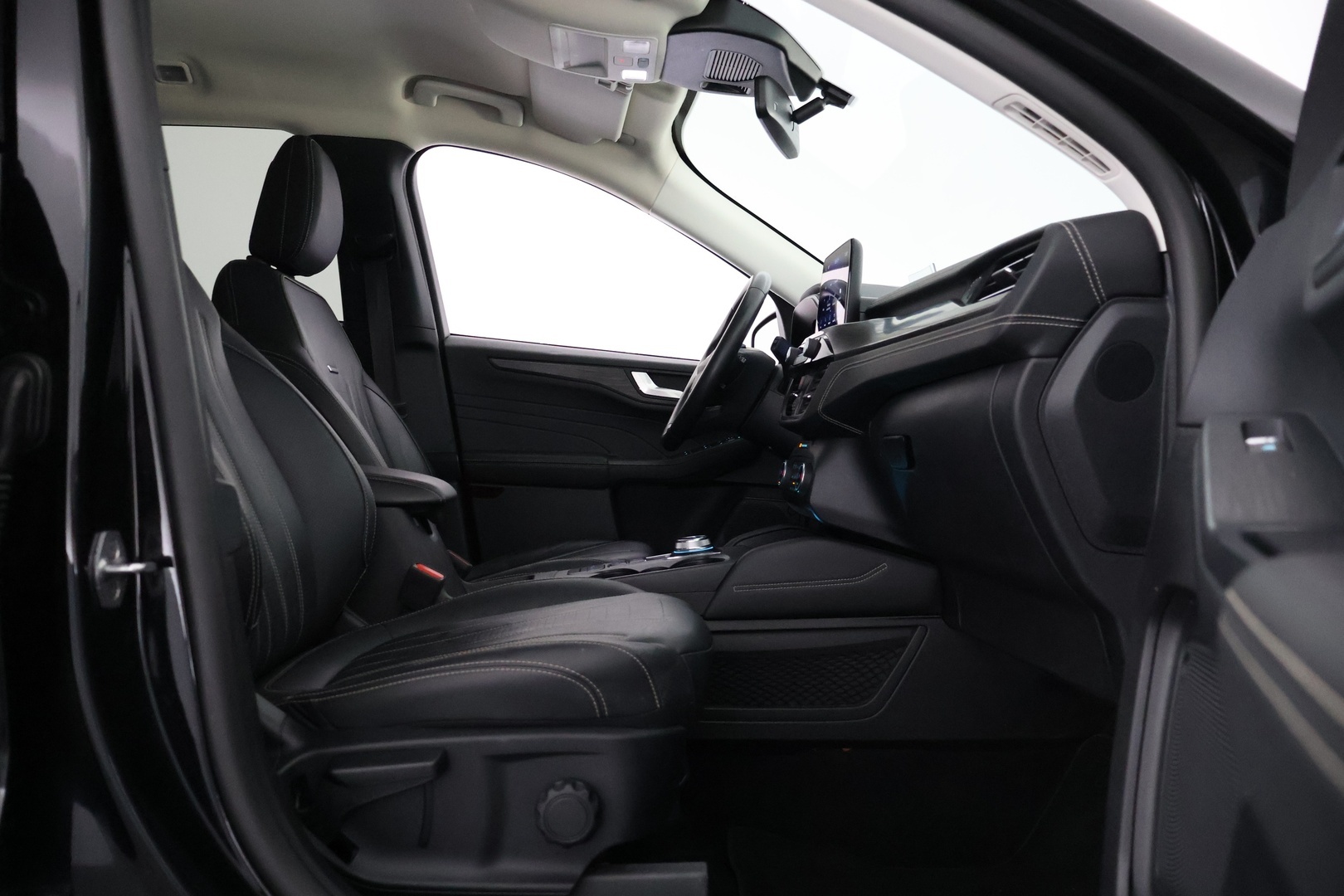 FORD Kuga 2023