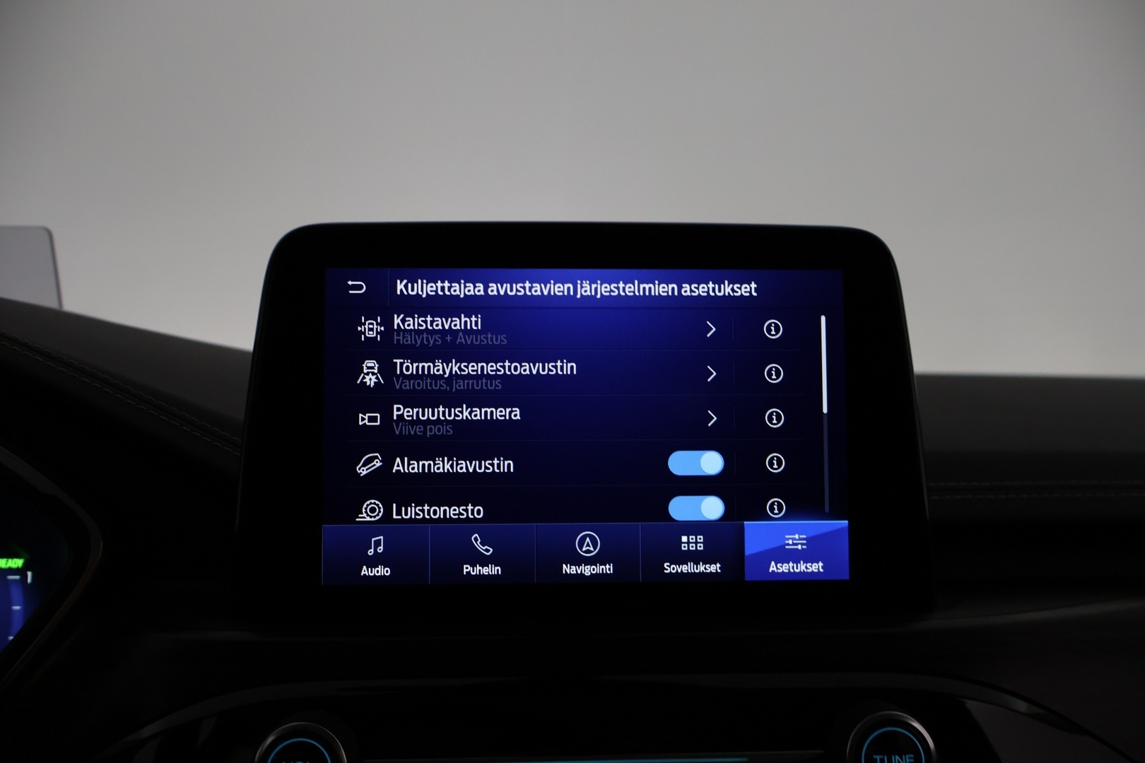FORD Kuga 2023