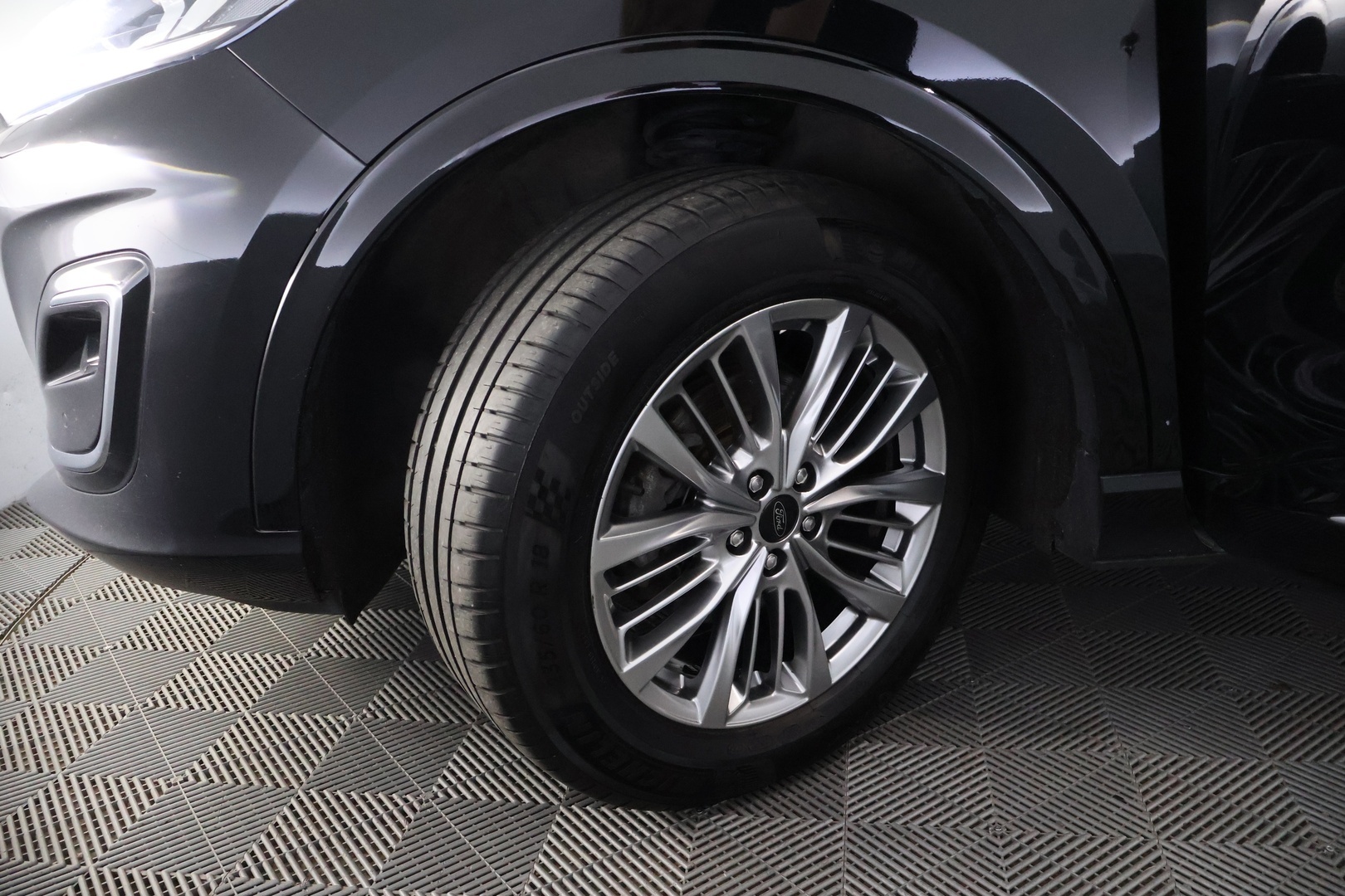 FORD Kuga 2023
