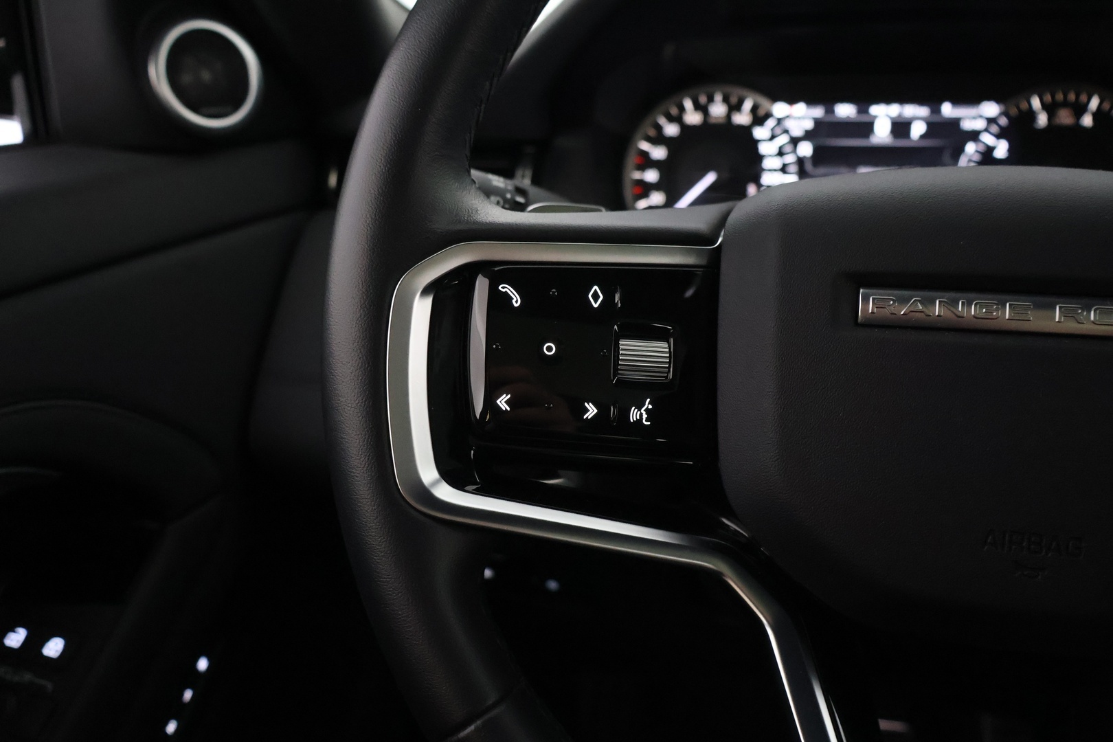 LAND ROVER Range Rover Evoque 2023