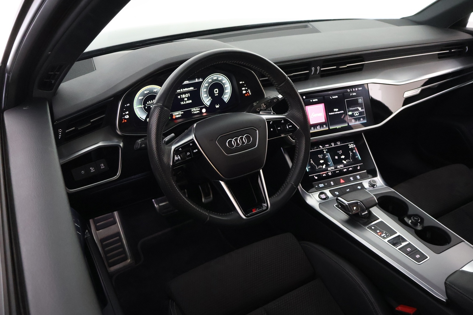AUDI A6 2021