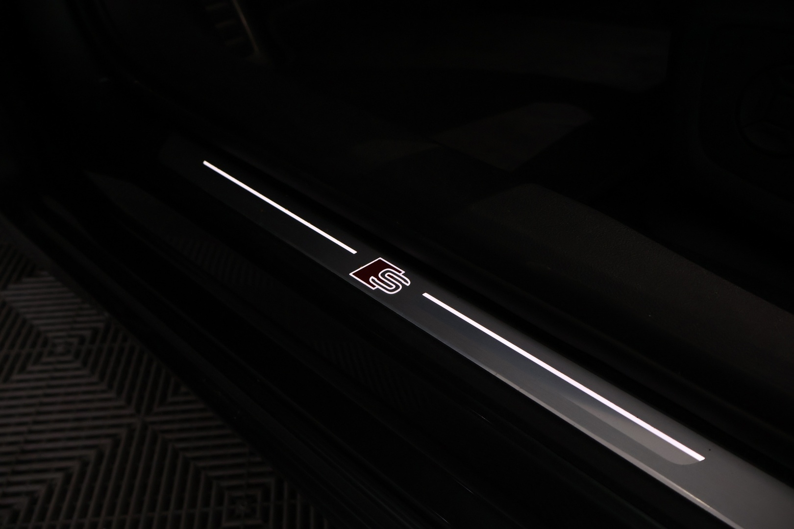 AUDI A6 2021