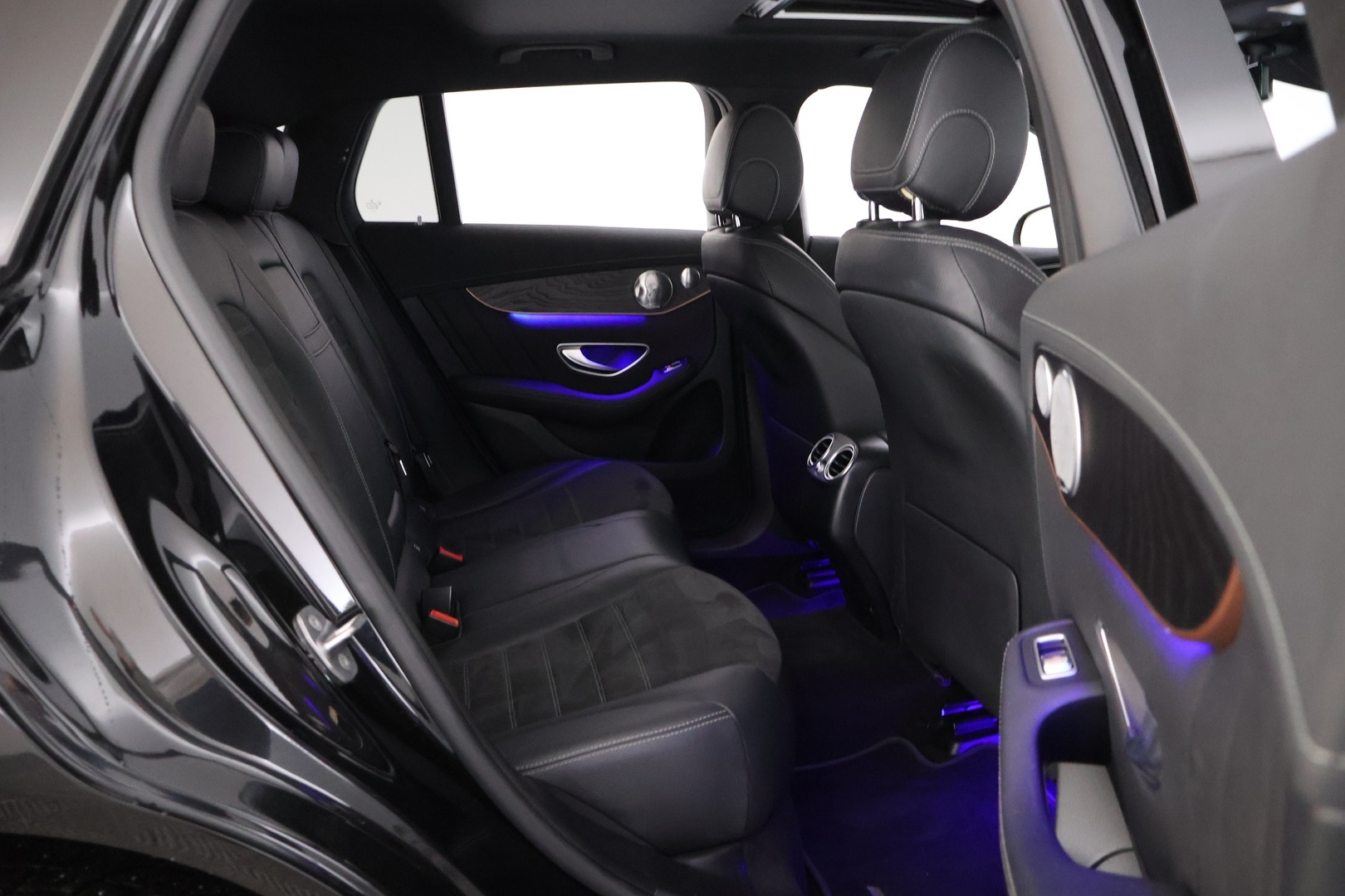 MERCEDES-BENZ EQC 2021