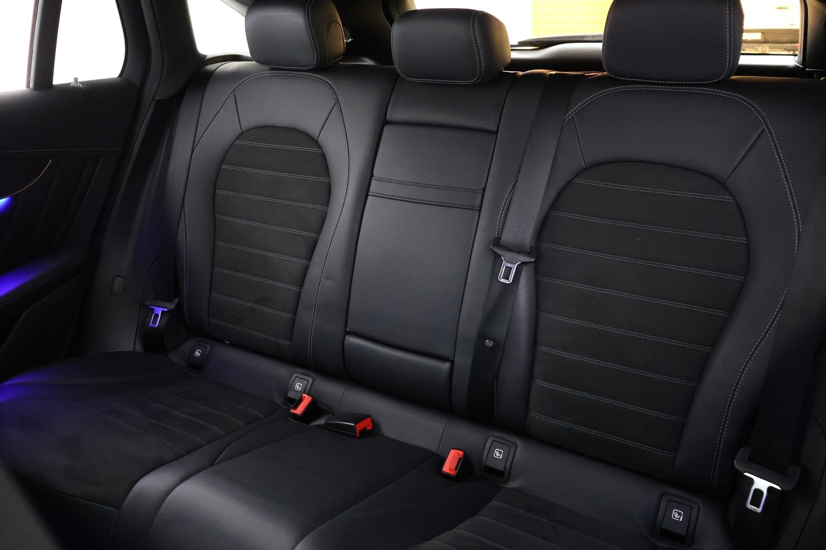 MERCEDES-BENZ EQC 2021